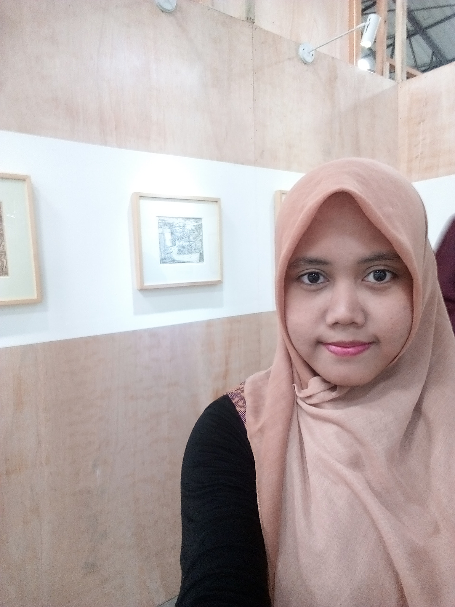 vivo Y28 sample photo. Jakarta binnale photography