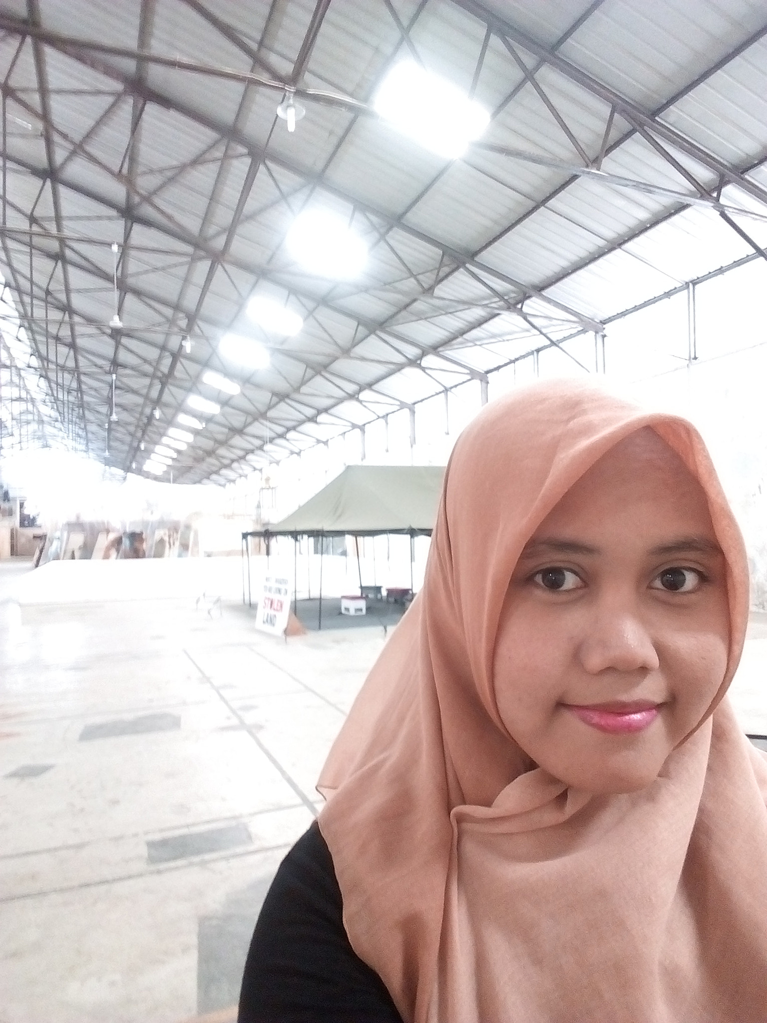 vivo Y28 sample photo. Jakarta binnale photography