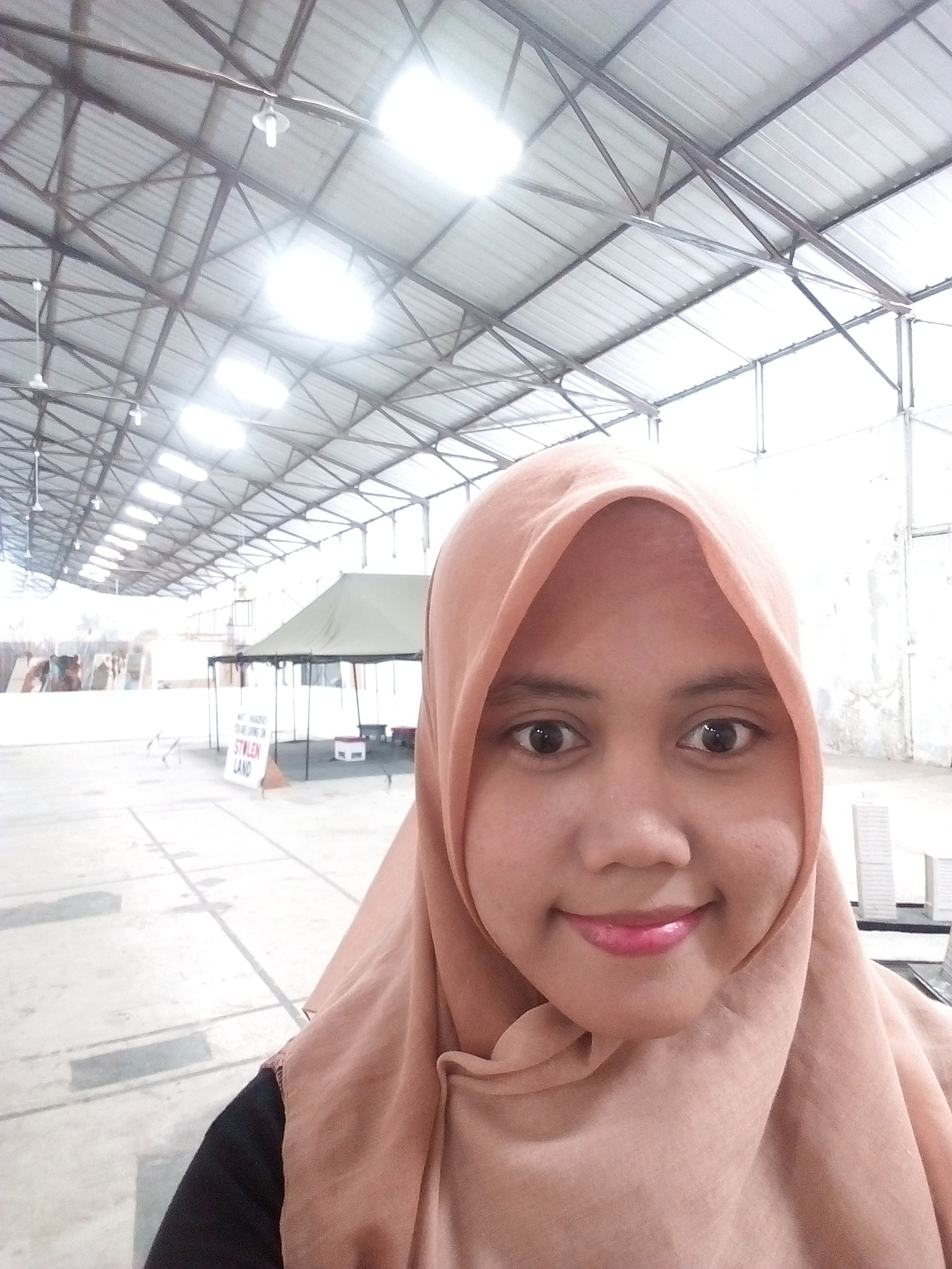 vivo Y28 sample photo. Jakarta binnale photography