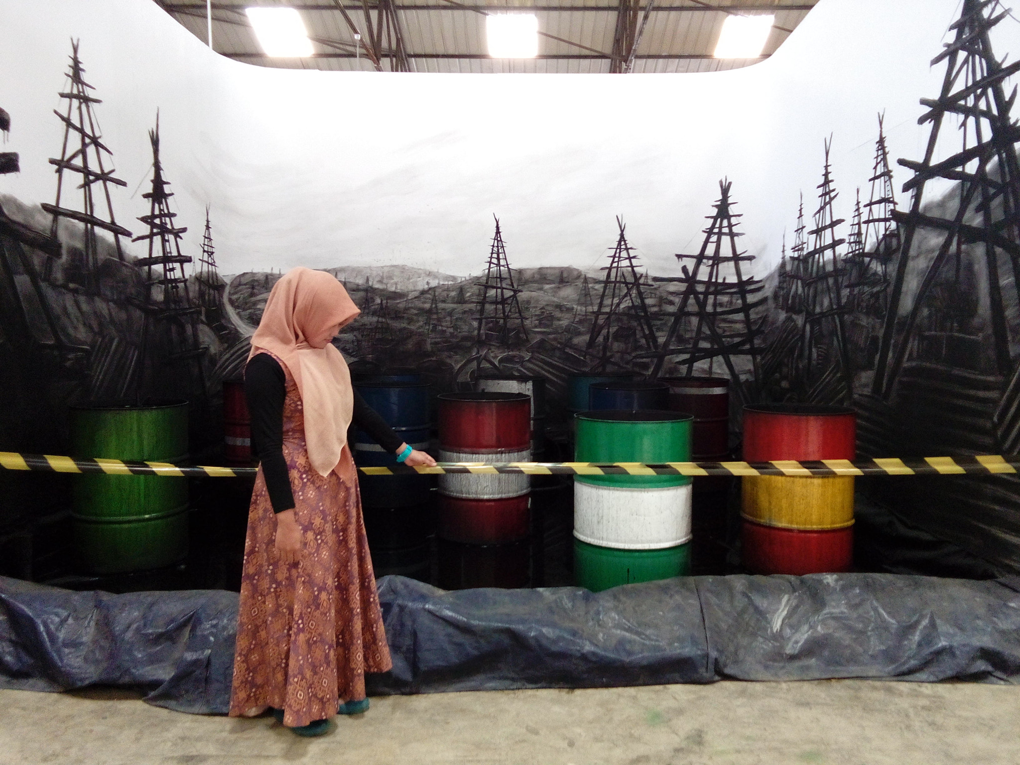 vivo Y28 sample photo. Jakarta binnale photography