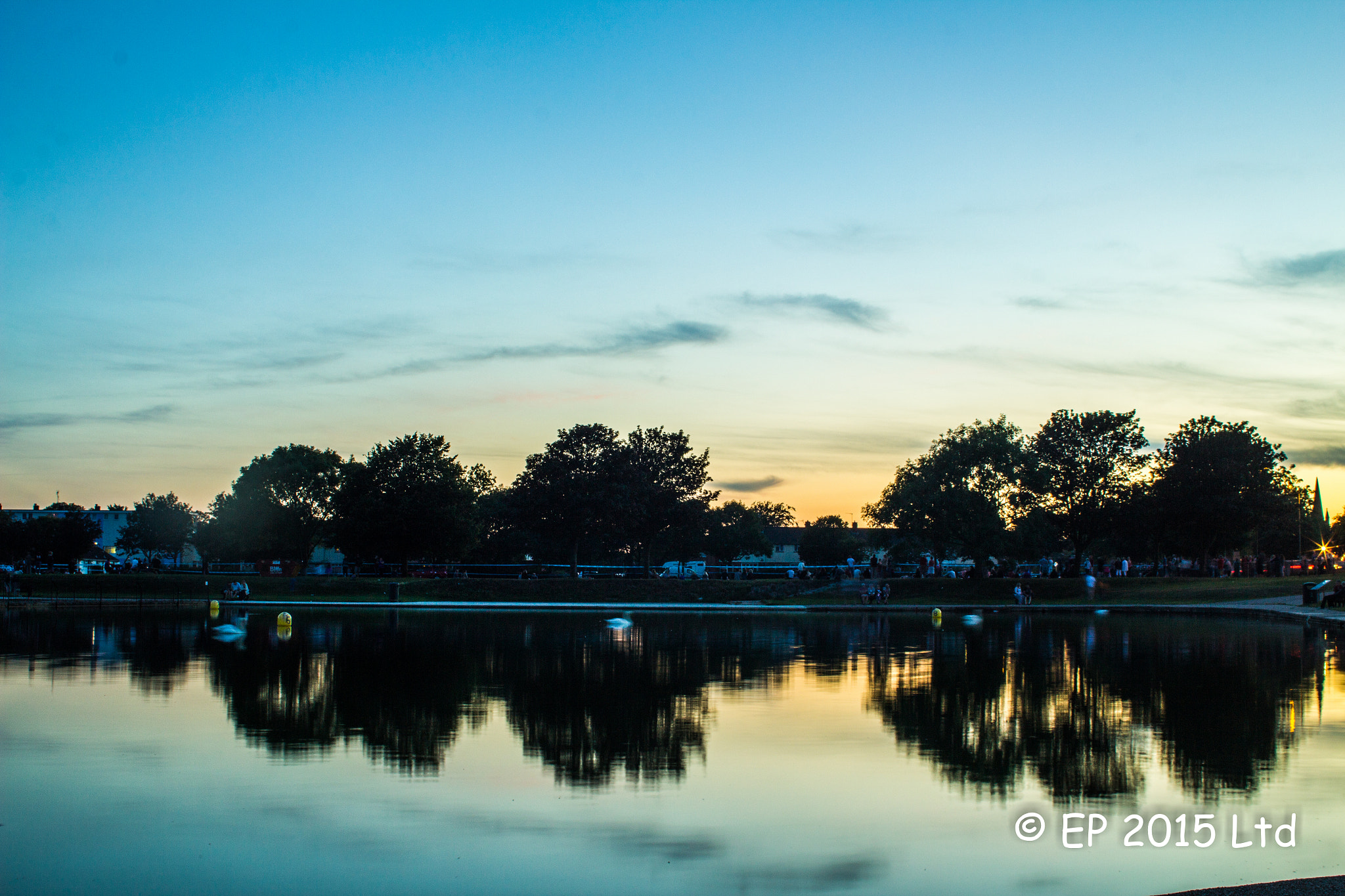 Canon EF 28-80mm f/2.8-4L sample photo. Walpole park sunset photography