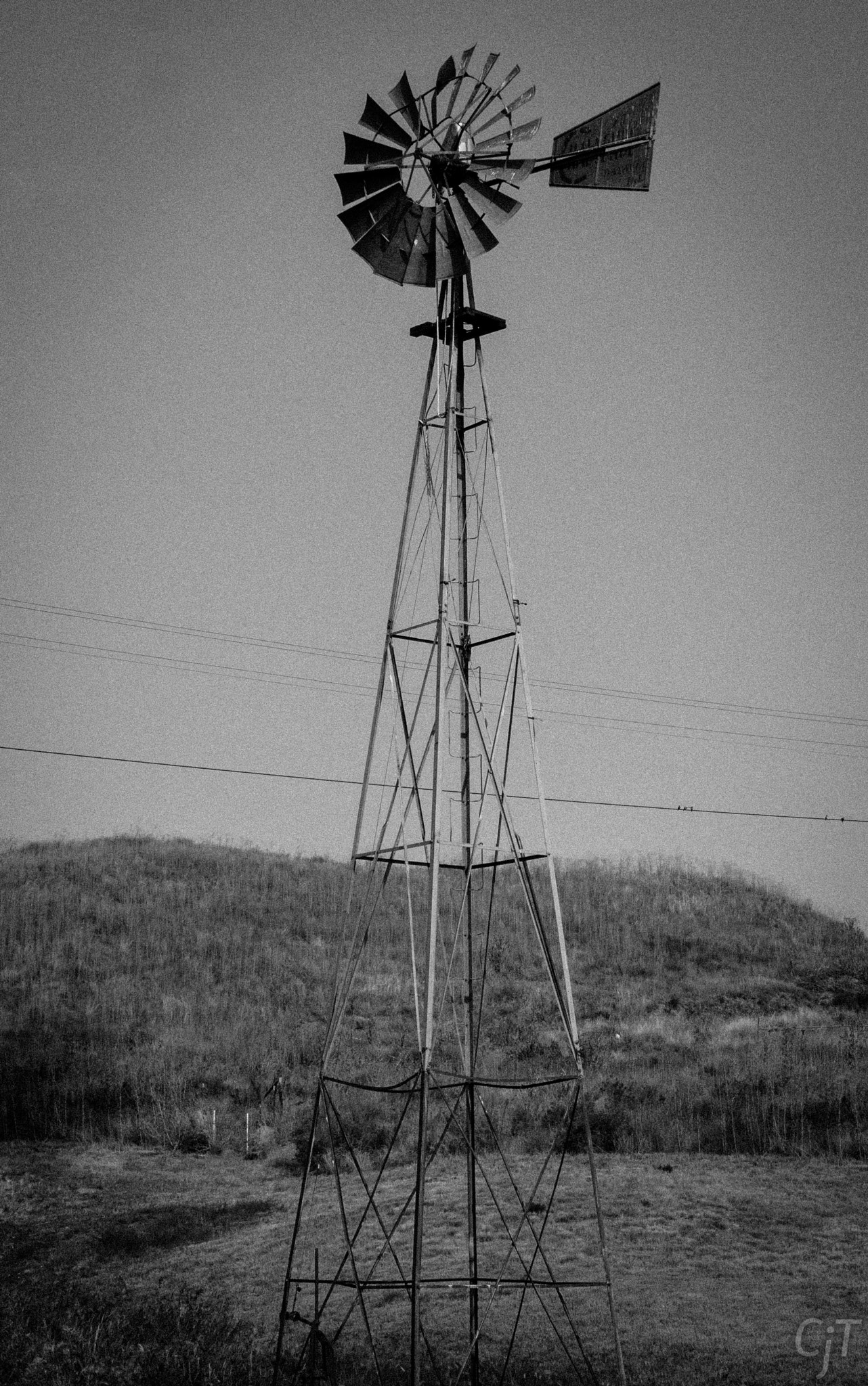 LUMIX G VARIO PZ 14-42/F3.5-5.6 sample photo. Windmill photography