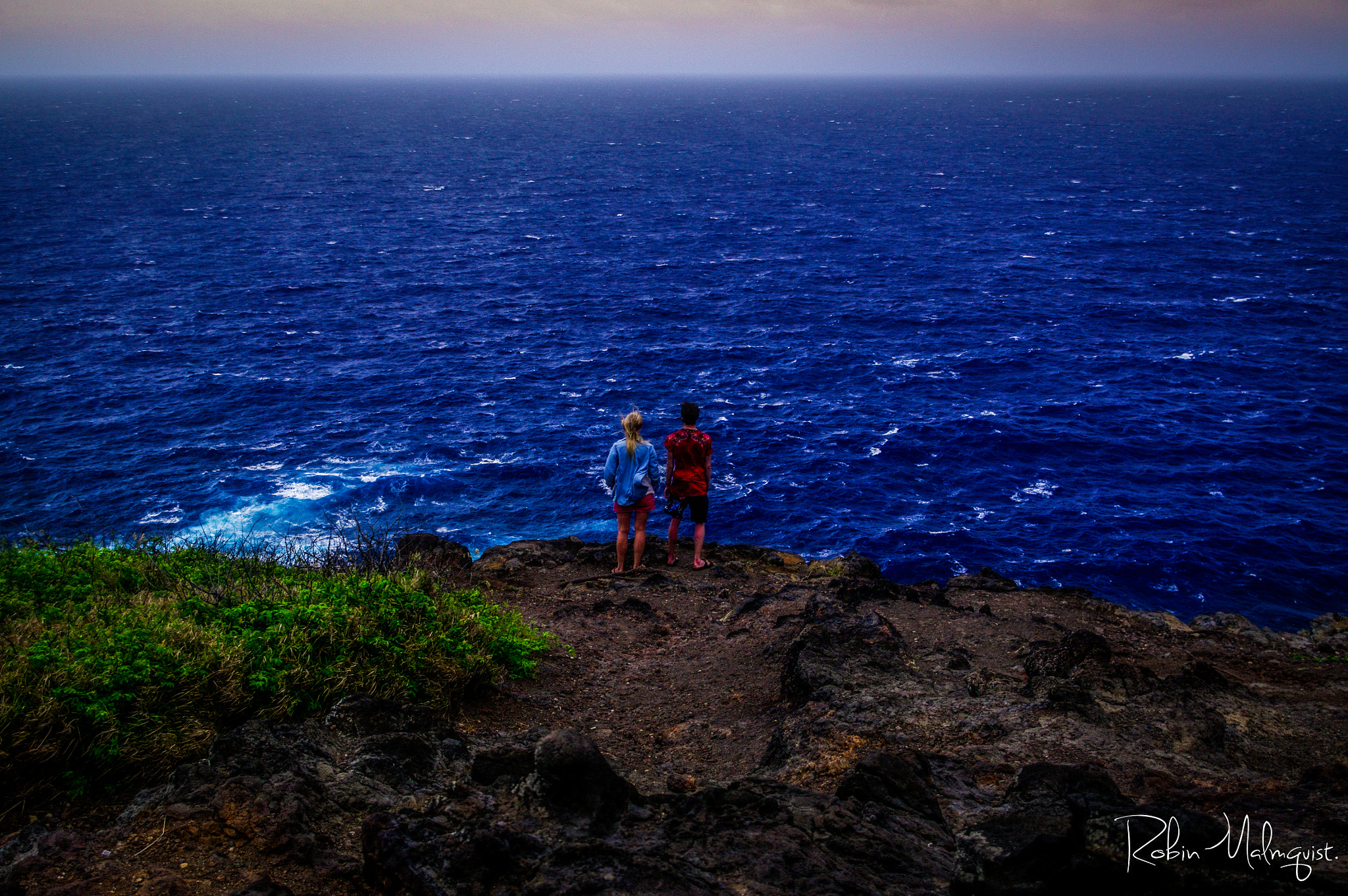 Pentax K-7 + Samsung/Schneider D-XENON 18-55mm F3.5-5.6 II sample photo. Looking out over the pacific ocean photography
