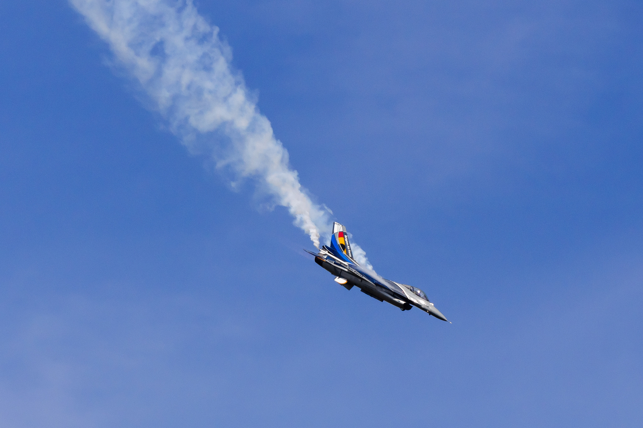 Sony 70-300mm F4.5-5.6 G SSM sample photo. Belgian f-16 photography