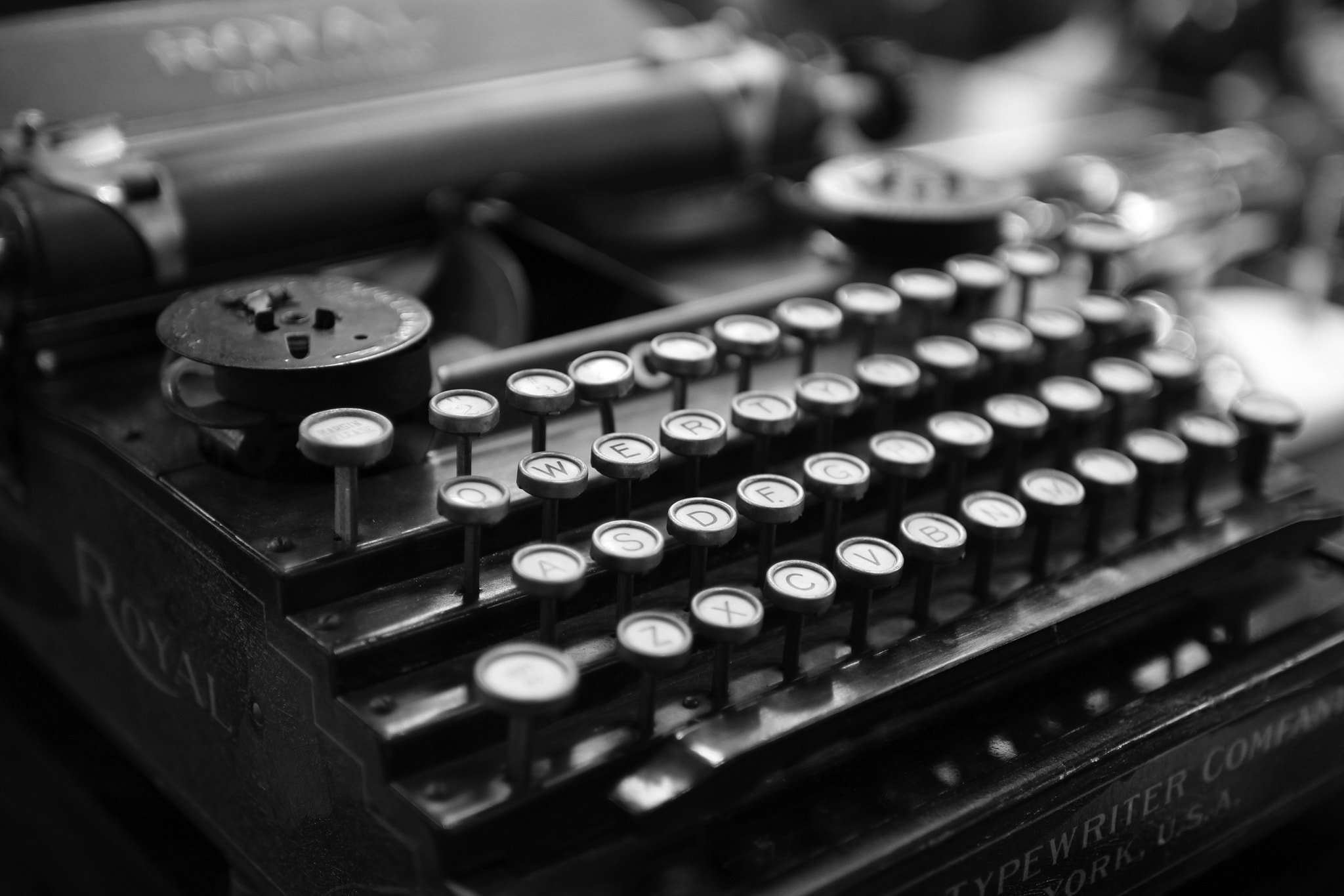 Sigma 30mm F1.4 EX DC HSM sample photo. Typewriter photography
