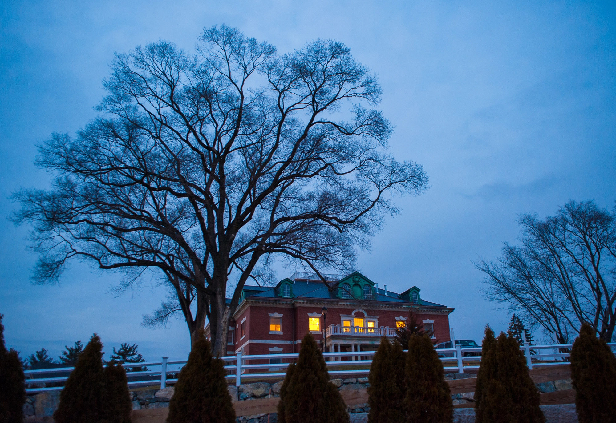 Nikon D700 + AF Nikkor 28mm f/2.8 sample photo. (of ) photography