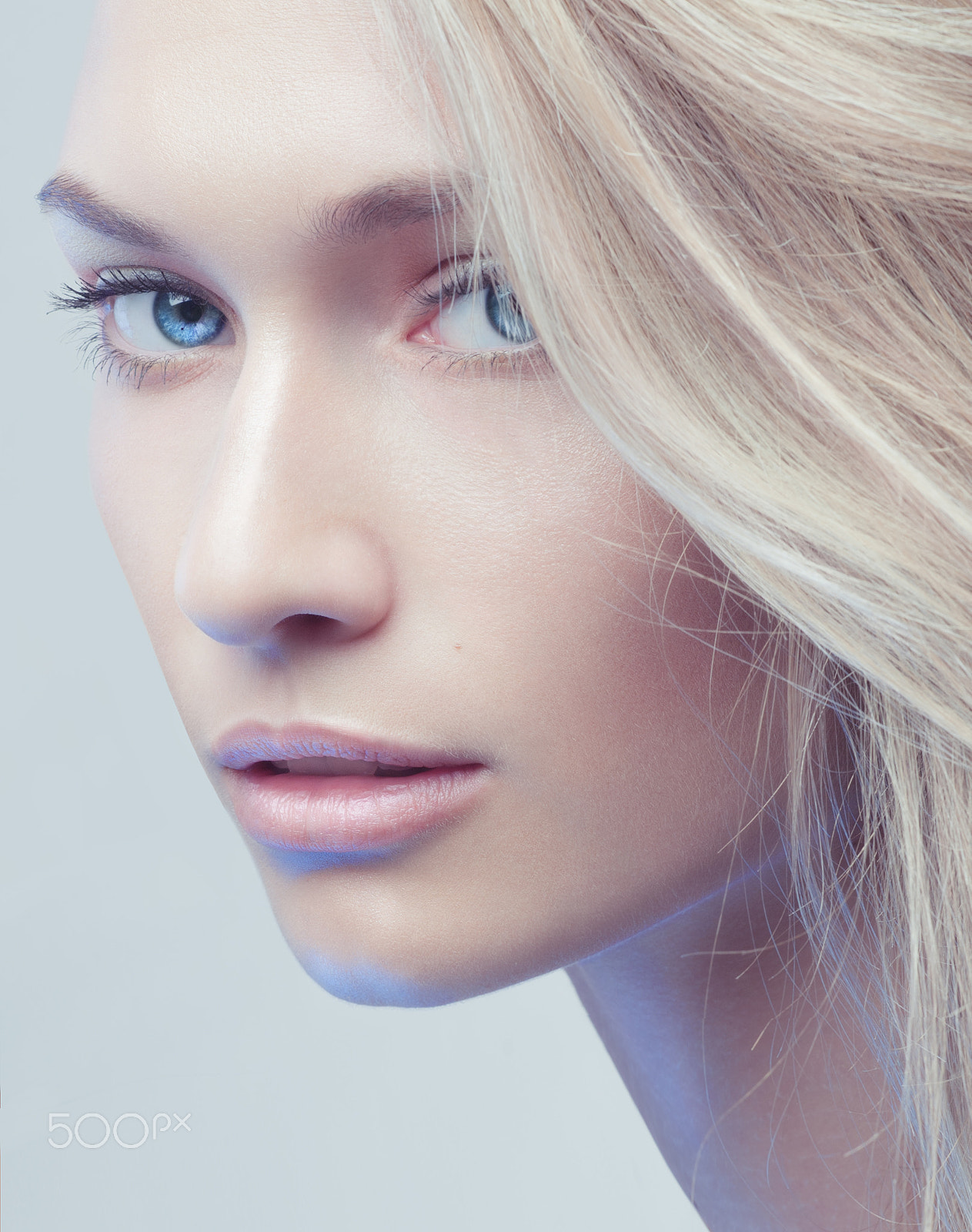 Nikon D700 + Nikon AF Nikkor 105mm F2D DC sample photo. The beauty blond girl photography