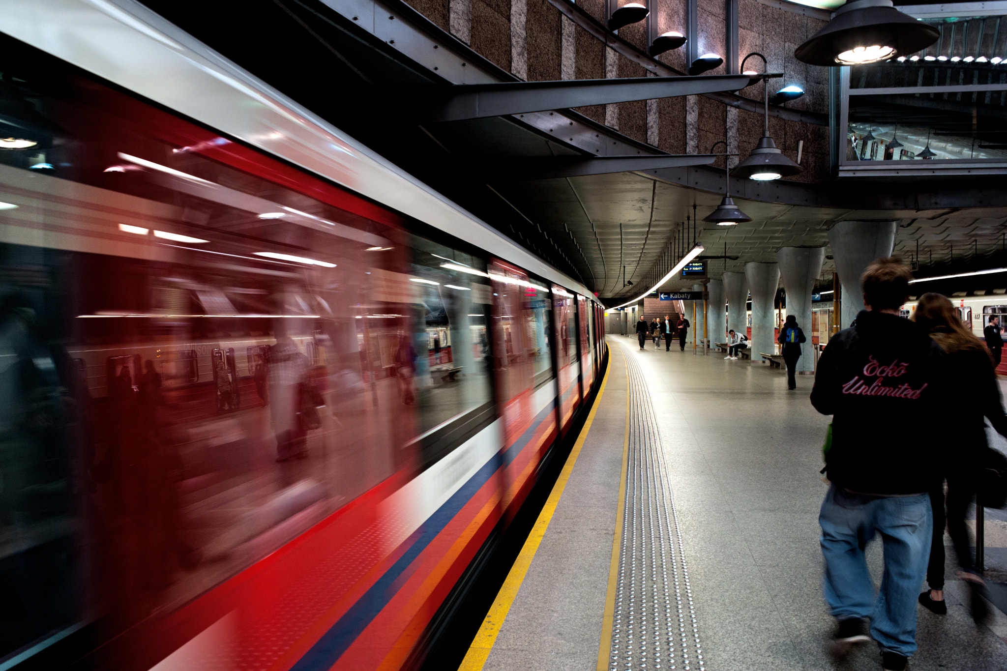 Summicron-M 1:2/28 ASPH. sample photo. Warsaw, underground stop - wilson square photography