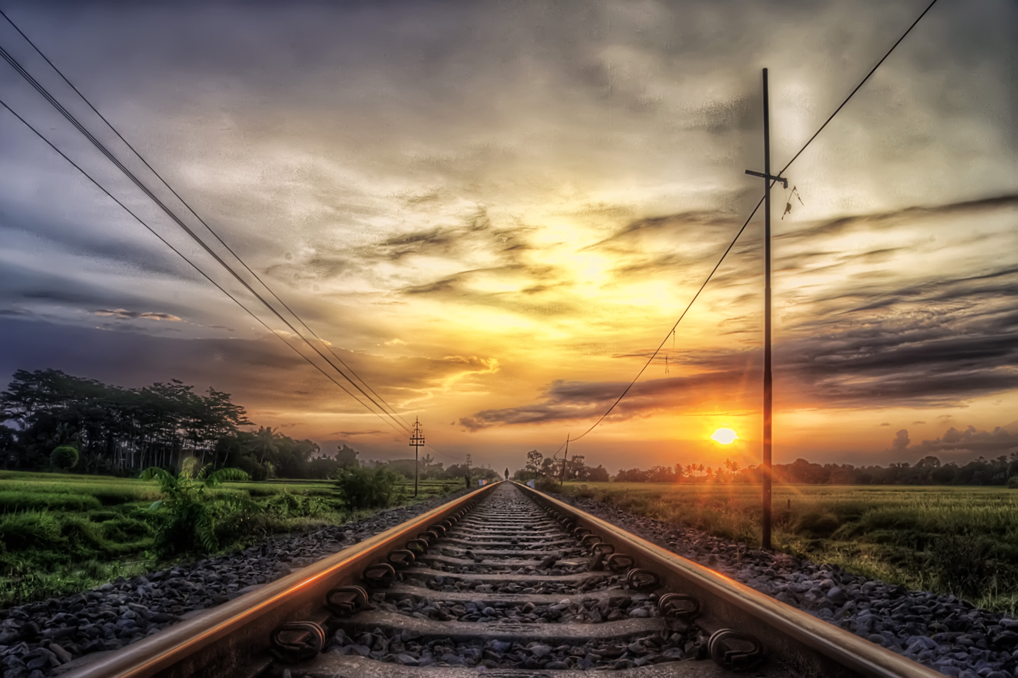 Sony Alpha DSLR-A560 sample photo. Sunset and railway (6) photography