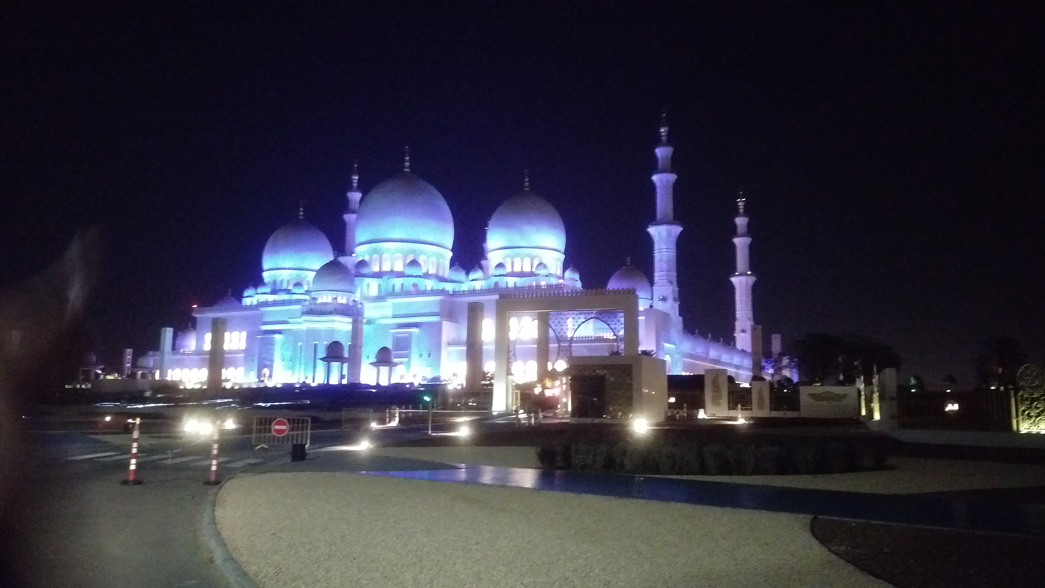 HTC ONE E9PLUS DUAL SIM sample photo. Sheikh zayed grand mosque, abudhabi photography