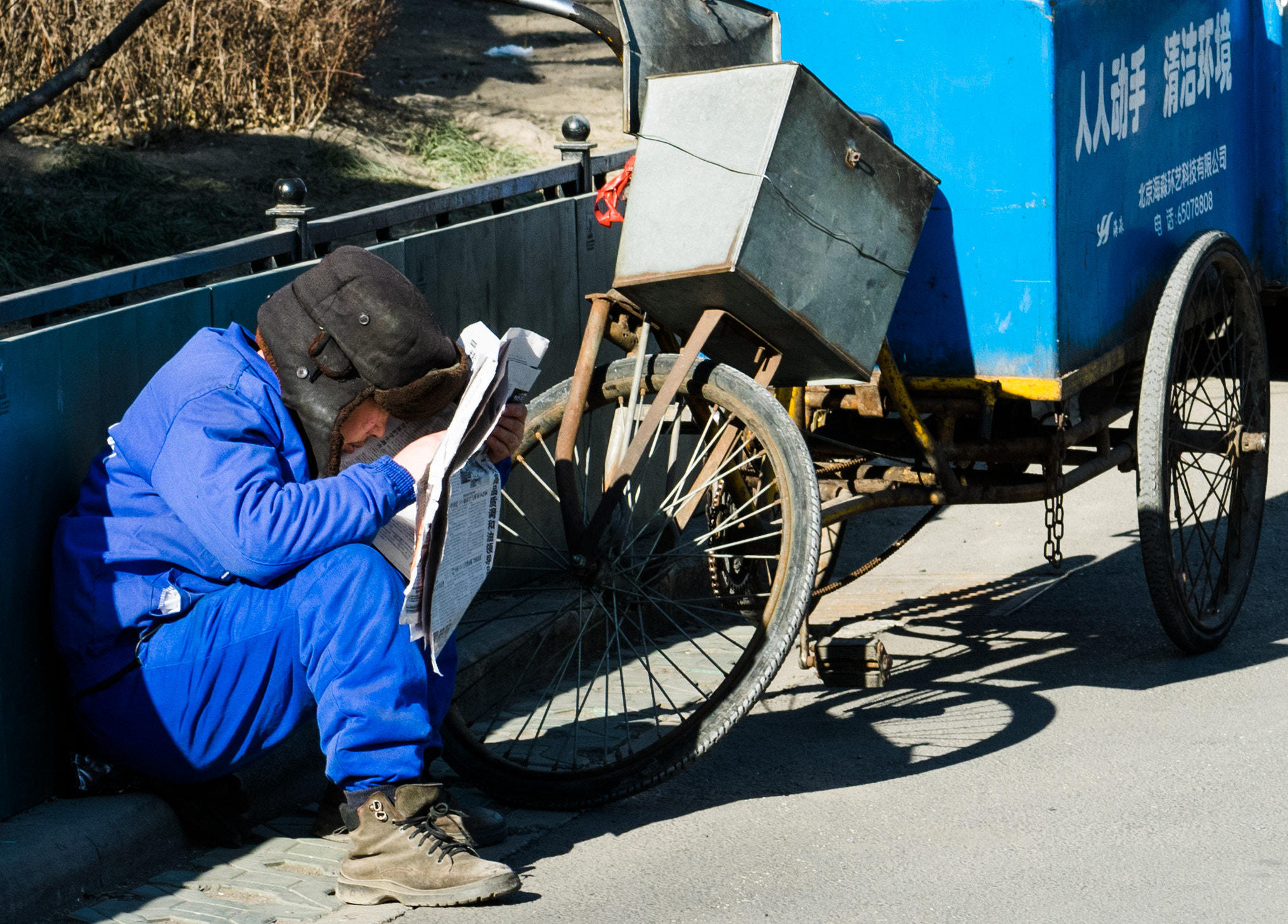 Panasonic DMC-GM1S sample photo. Dustman reader photography