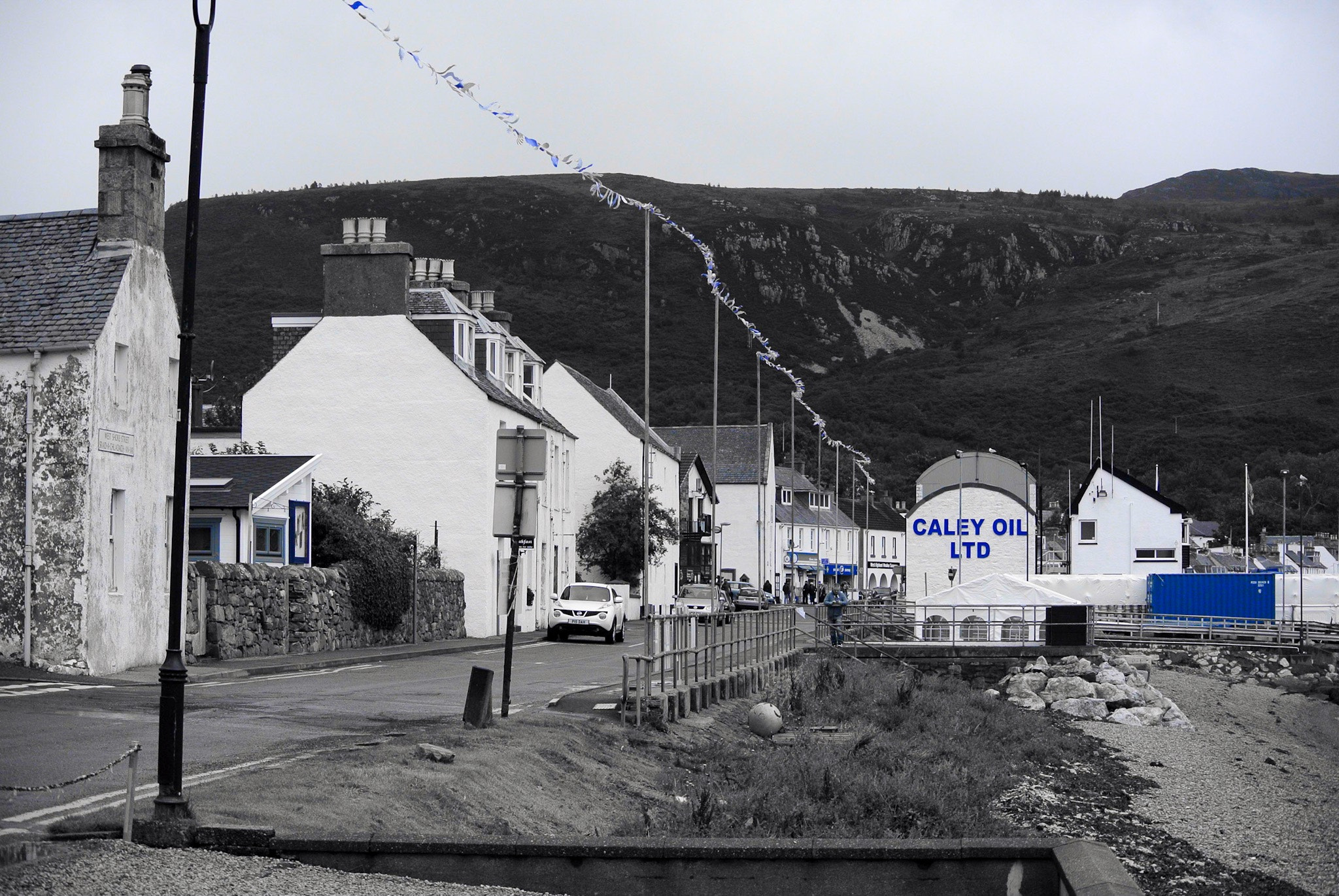 Nikon 1 Nikkor VR 30-110mm F3.8-5.6 sample photo. Ullapool blue photography