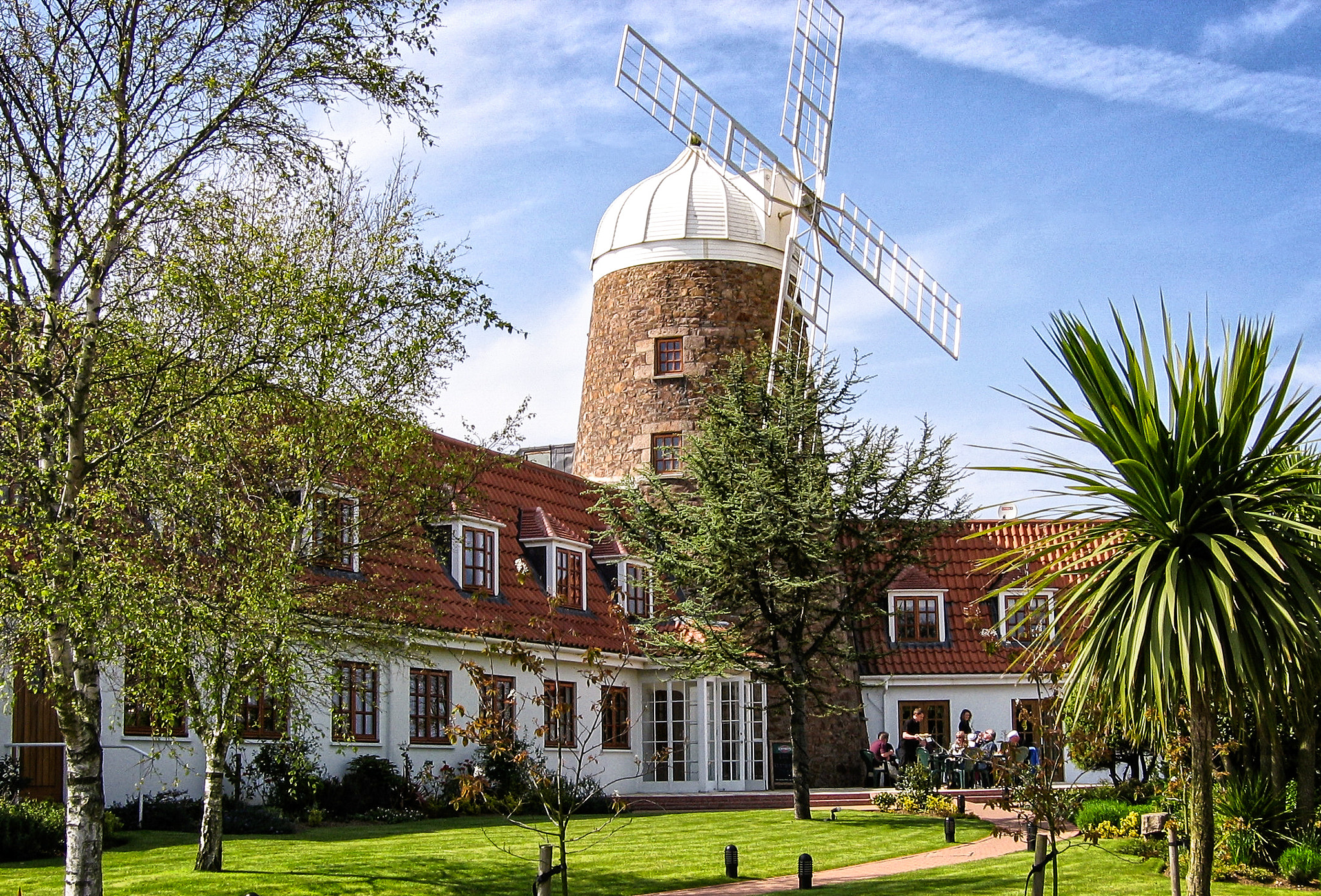 Canon POWERSHOT A80 sample photo. St peter's windmill photography