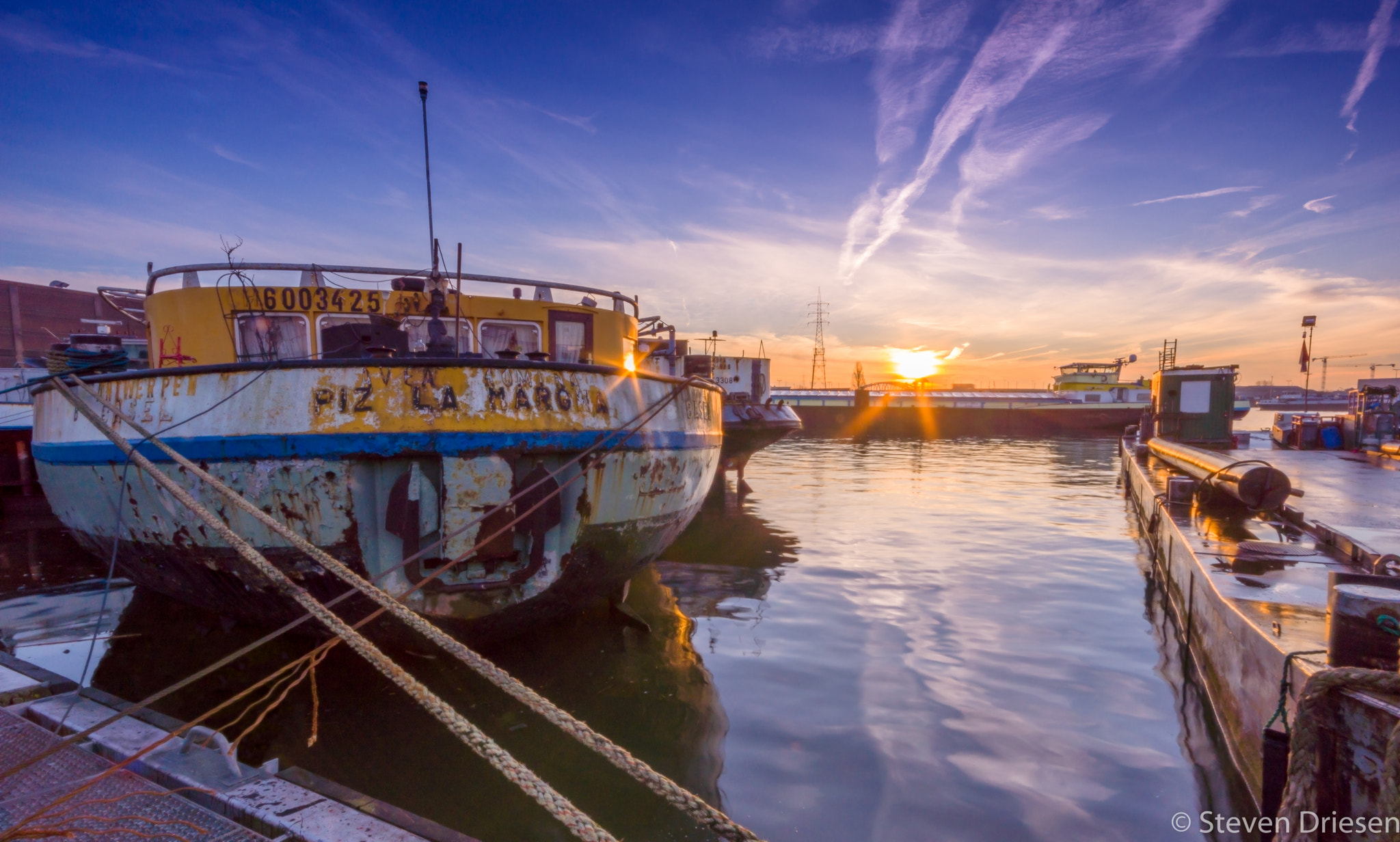 Sony SLT-A77 + Minolta AF 28-80mm F3.5-5.6 II sample photo. The old ship photography