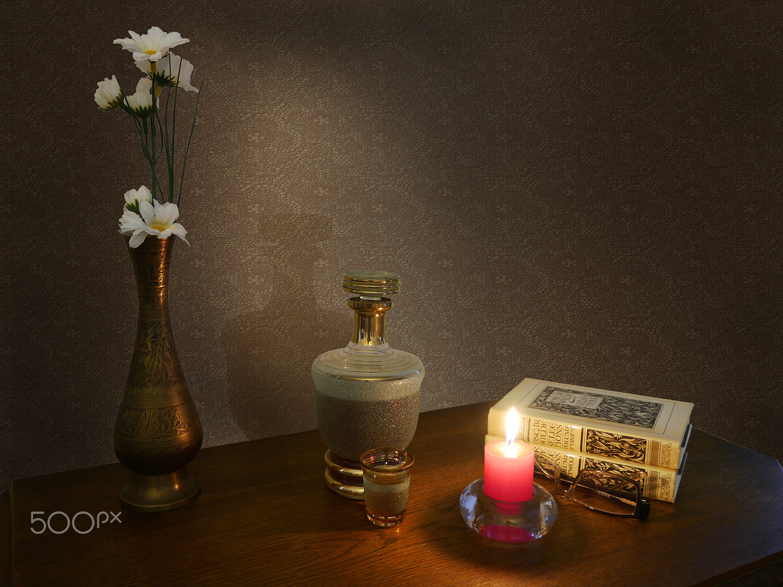LUMIX G VARIO PZ 14-42/F3.5-5.6 sample photo. A single man lonely evening photography
