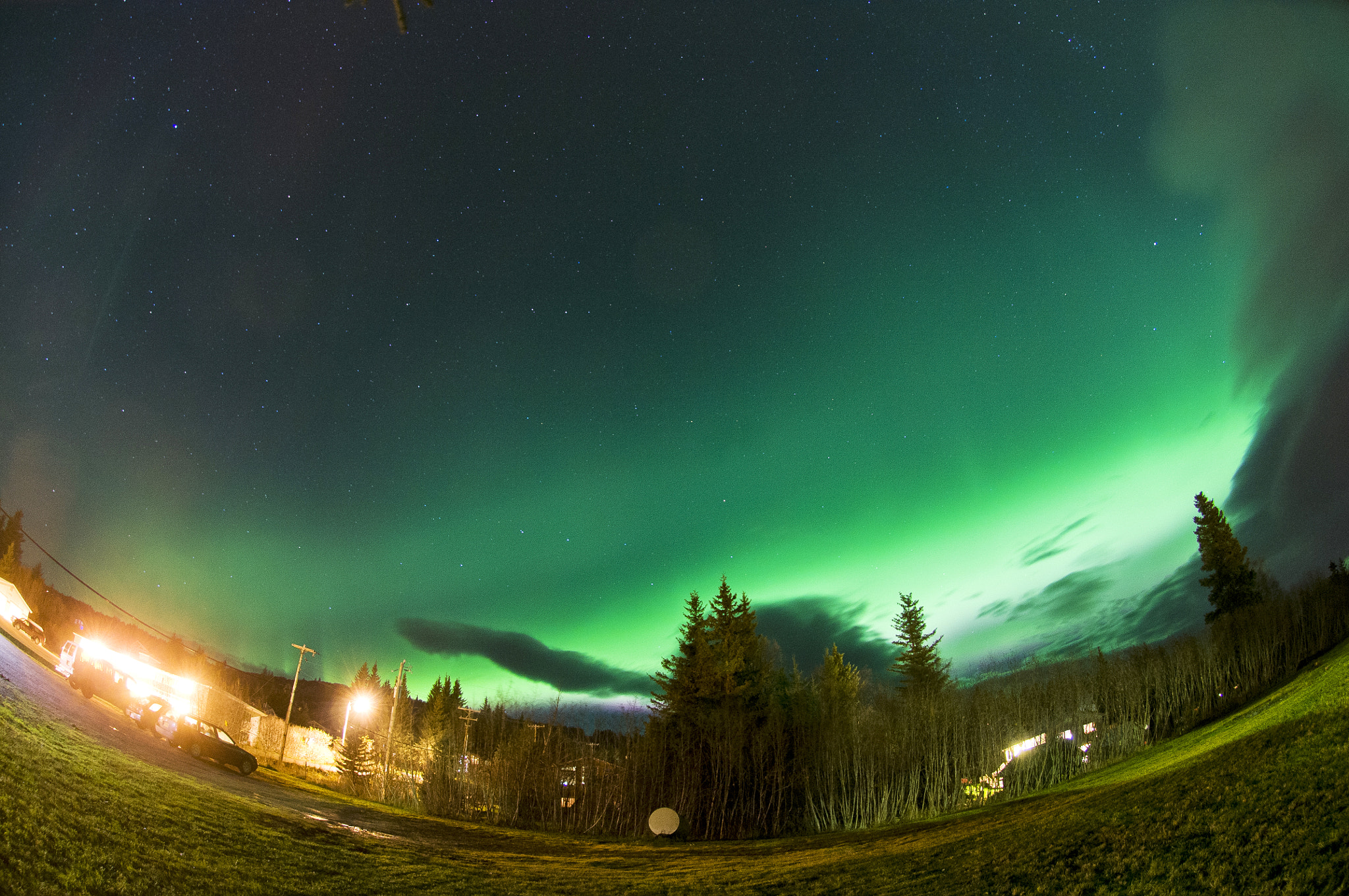 Nikon AF DX Fisheye-Nikkor 10.5mm F2.8G ED sample photo. Nordlichter über homer, alaska photography