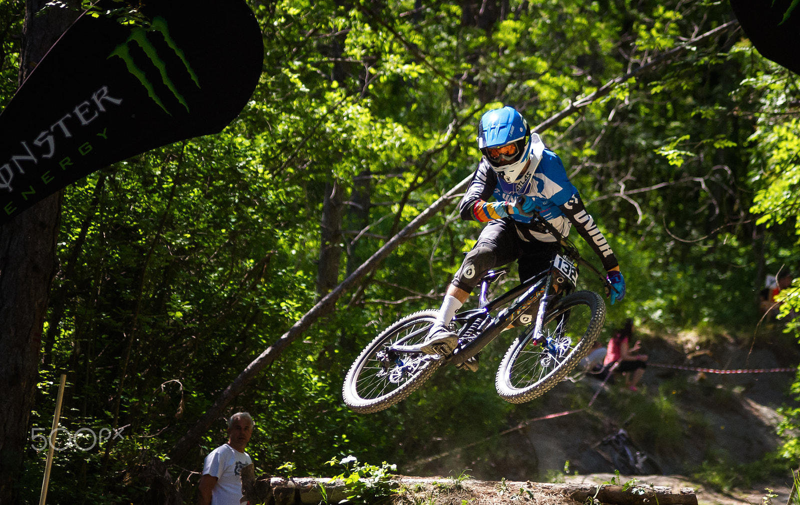 Pentax smc DA 55-300mm F4.0-5.8 ED sample photo. Downhill bike racing photography