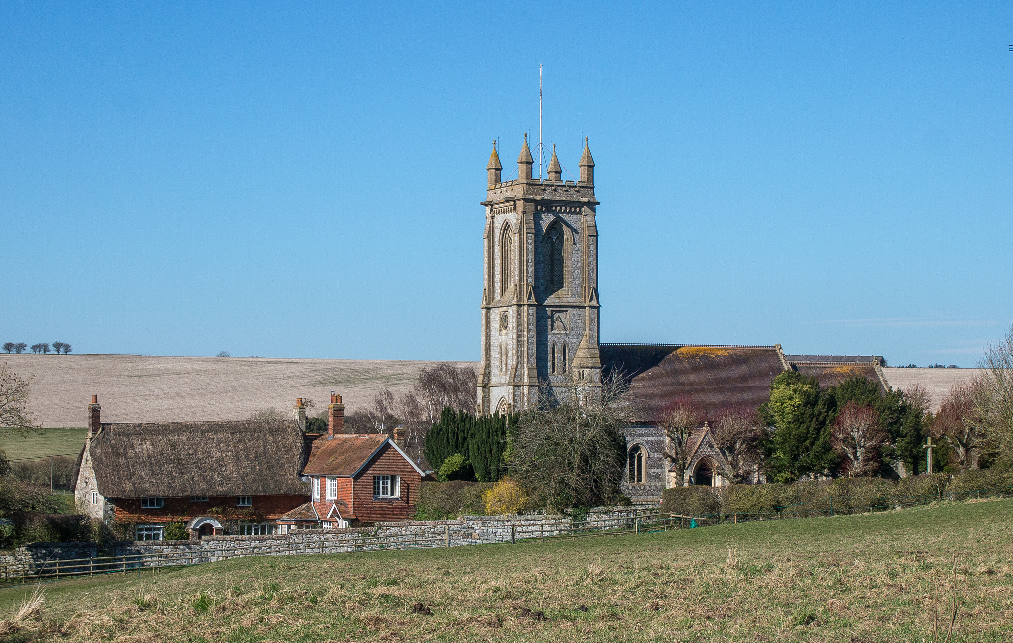 Olympus M.Zuiko Digital 14-42mm F3.5-5.6 II sample photo. West overton church photography
