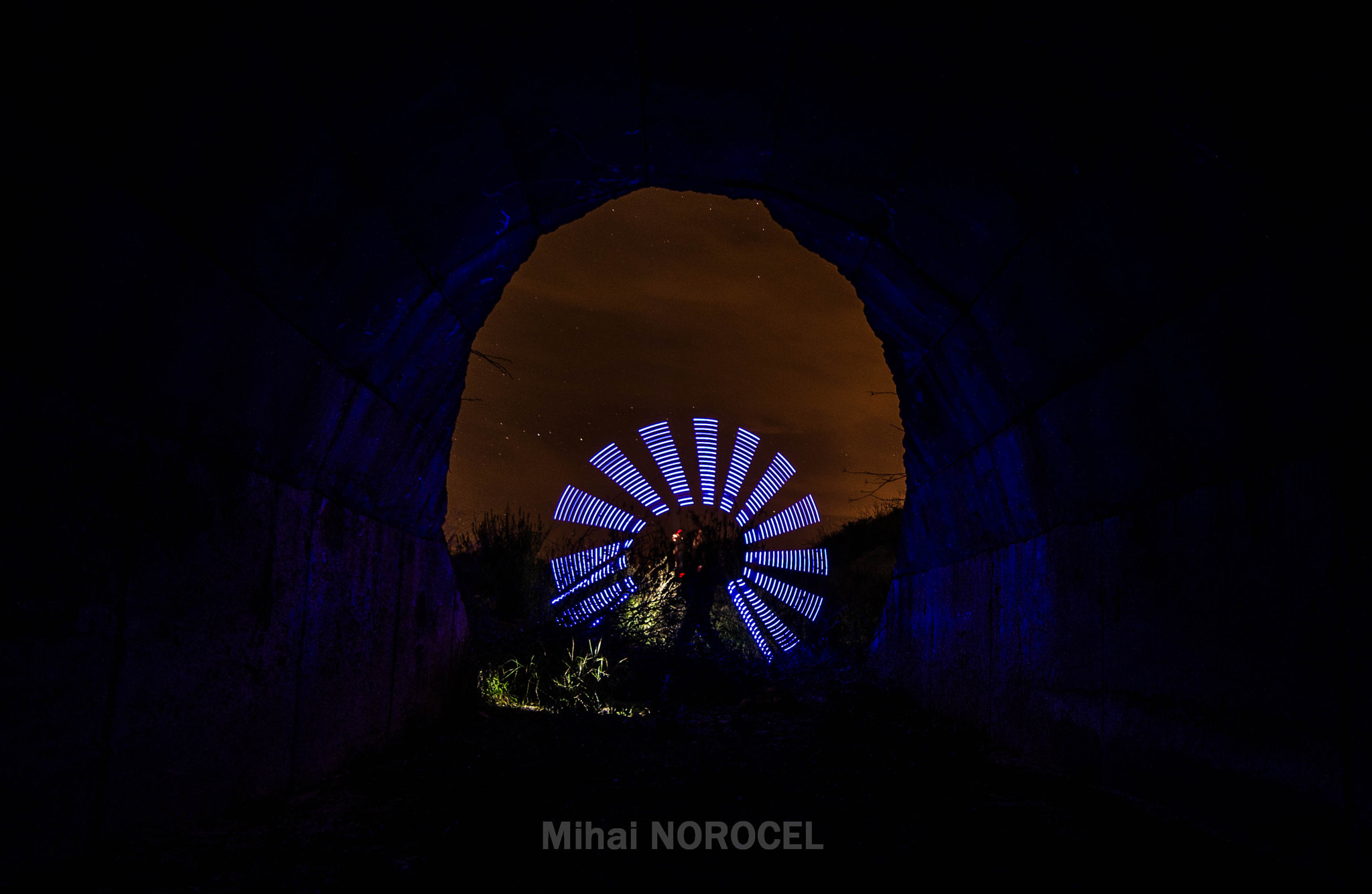 Nikon D600 sample photo. En el tunel photography