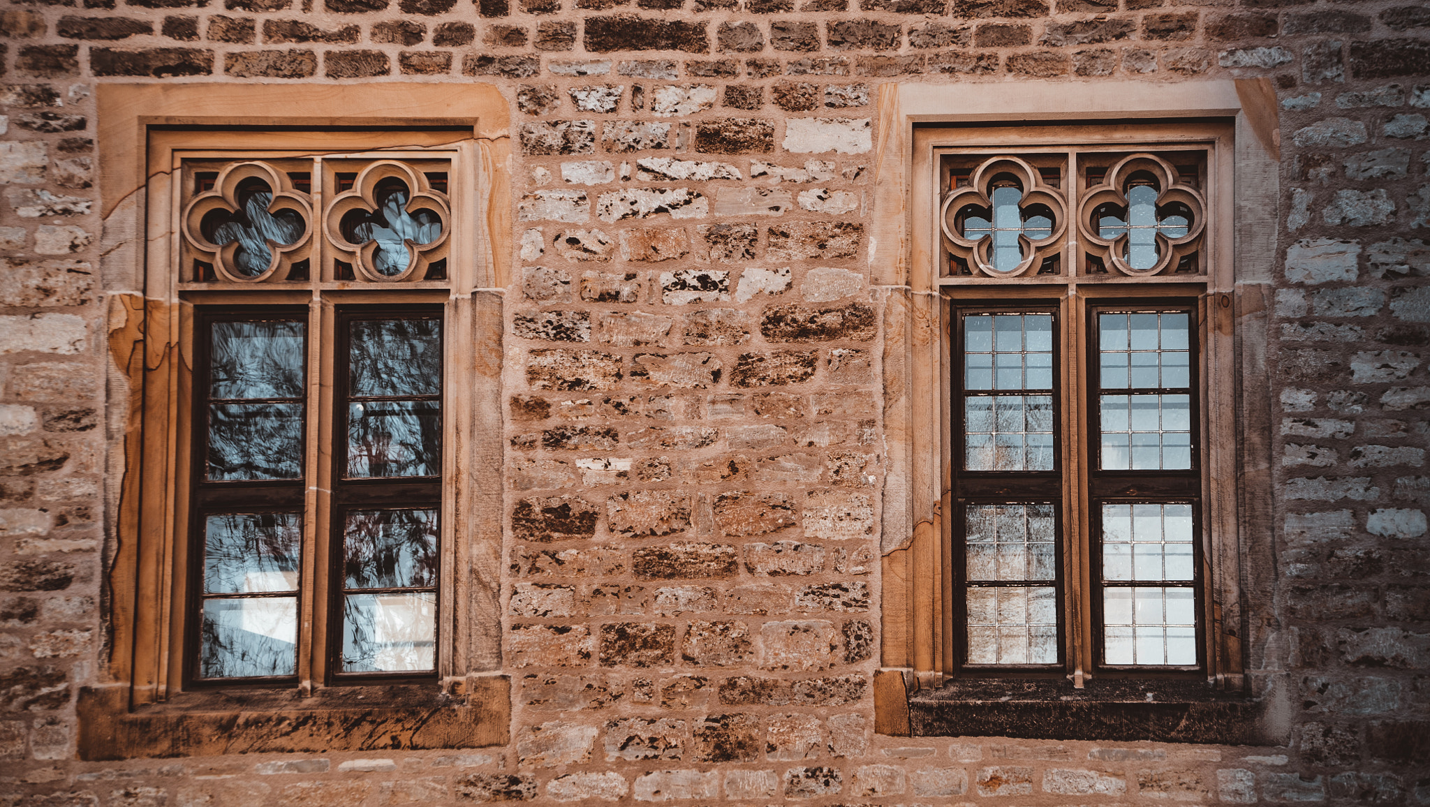 Sony FE PZ 28-135mm F4 G OSS sample photo. Church window augustinerkloster erfurt photography
