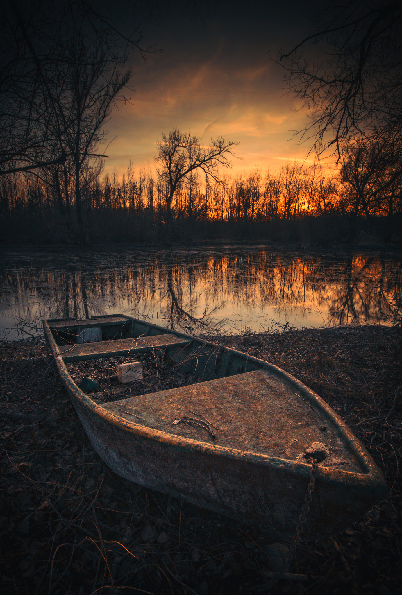 Sigma AF 10-20mm F4-5.6 EX DC sample photo. Abandoned photography