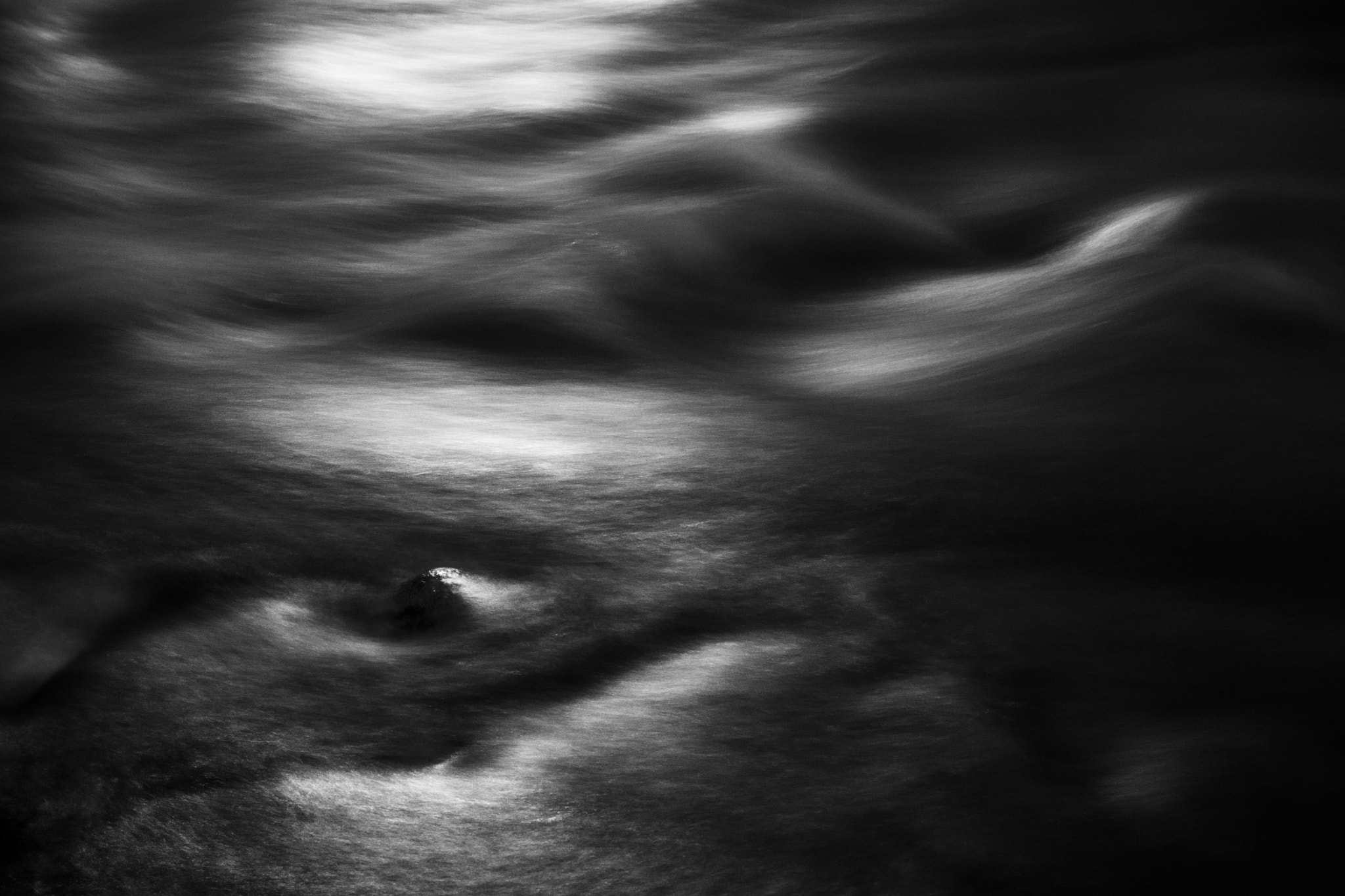 Sigma 17-70mm F2.8-4 DC Macro HSM sample photo. Black water photography