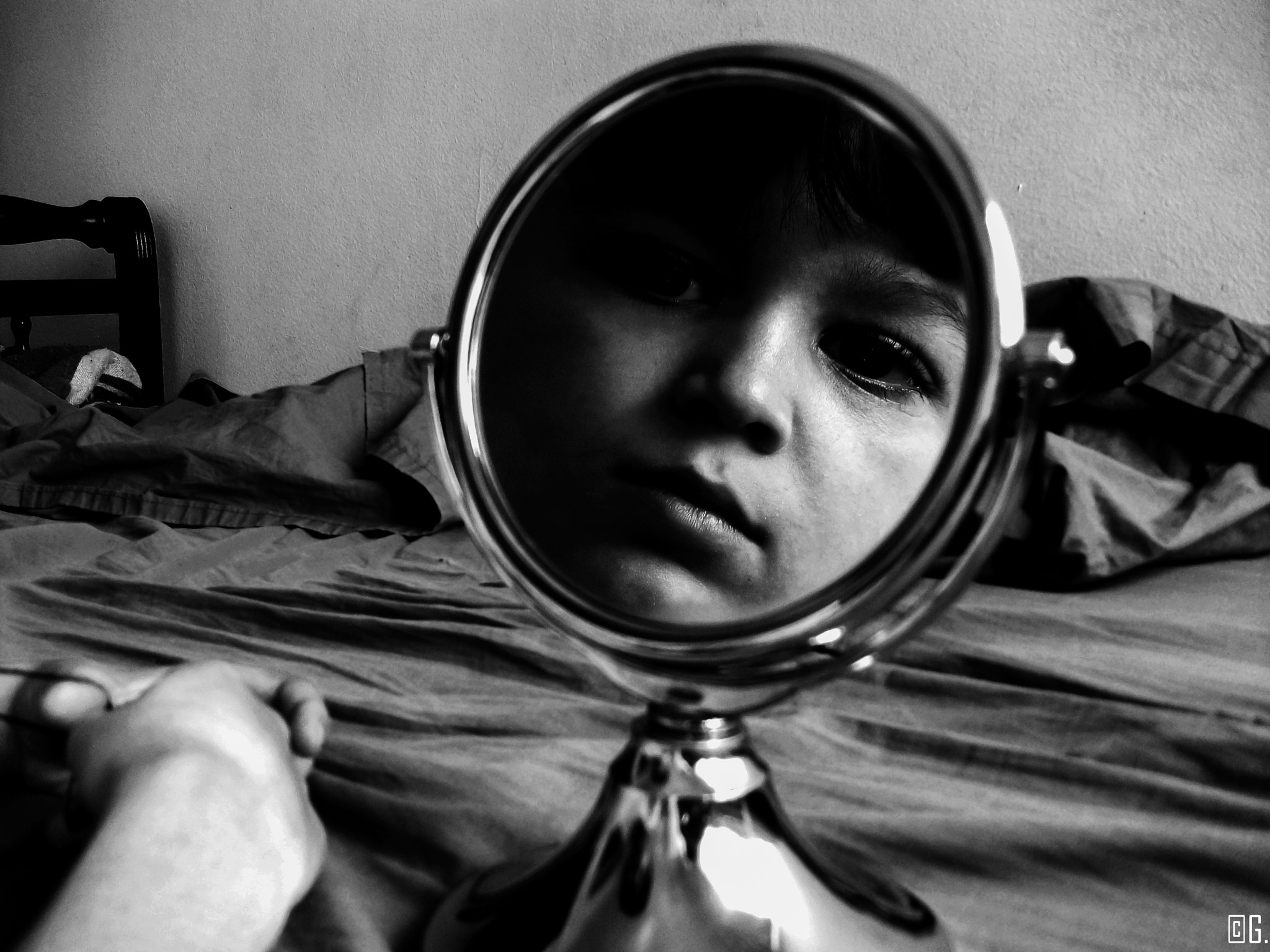 Kodak EASYSHARE M863 DIGITAL CAMERA sample photo. The boy on the mirror photography
