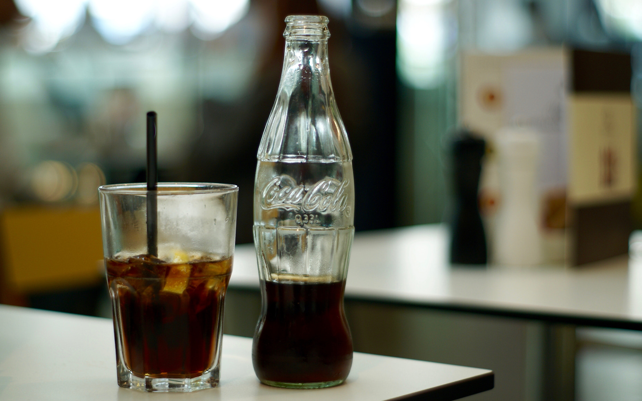 Sony Alpha DSLR-A100 + Minolta AF 50mm F1.7 sample photo. Coca-cola photography