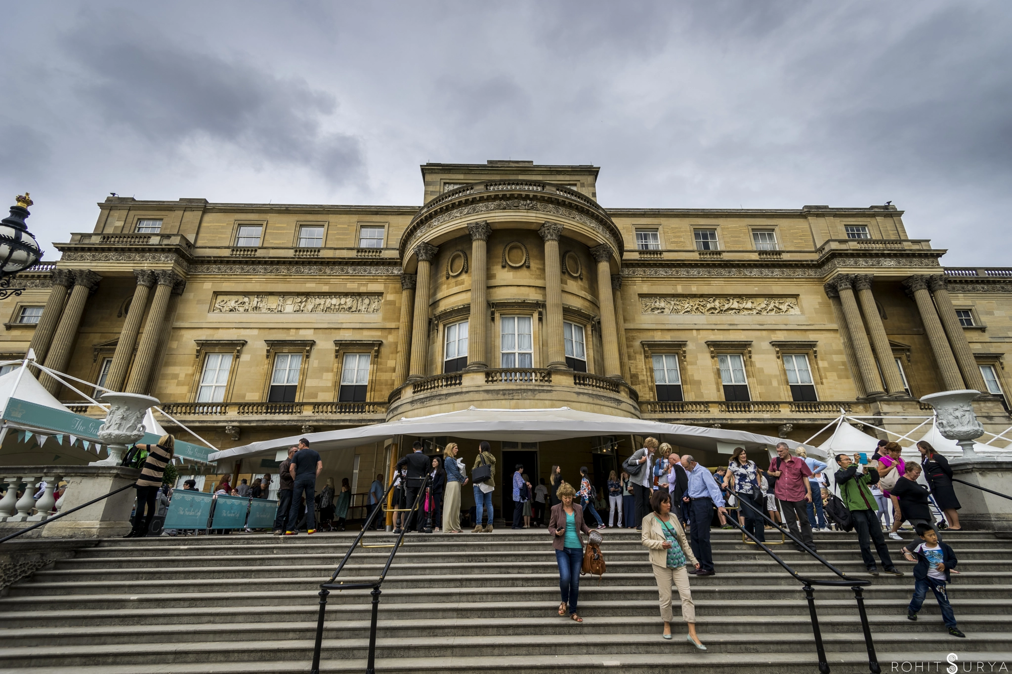 Sony a7 + Tamron SP 24-70mm F2.8 Di VC USD sample photo. Buckingham palace photography