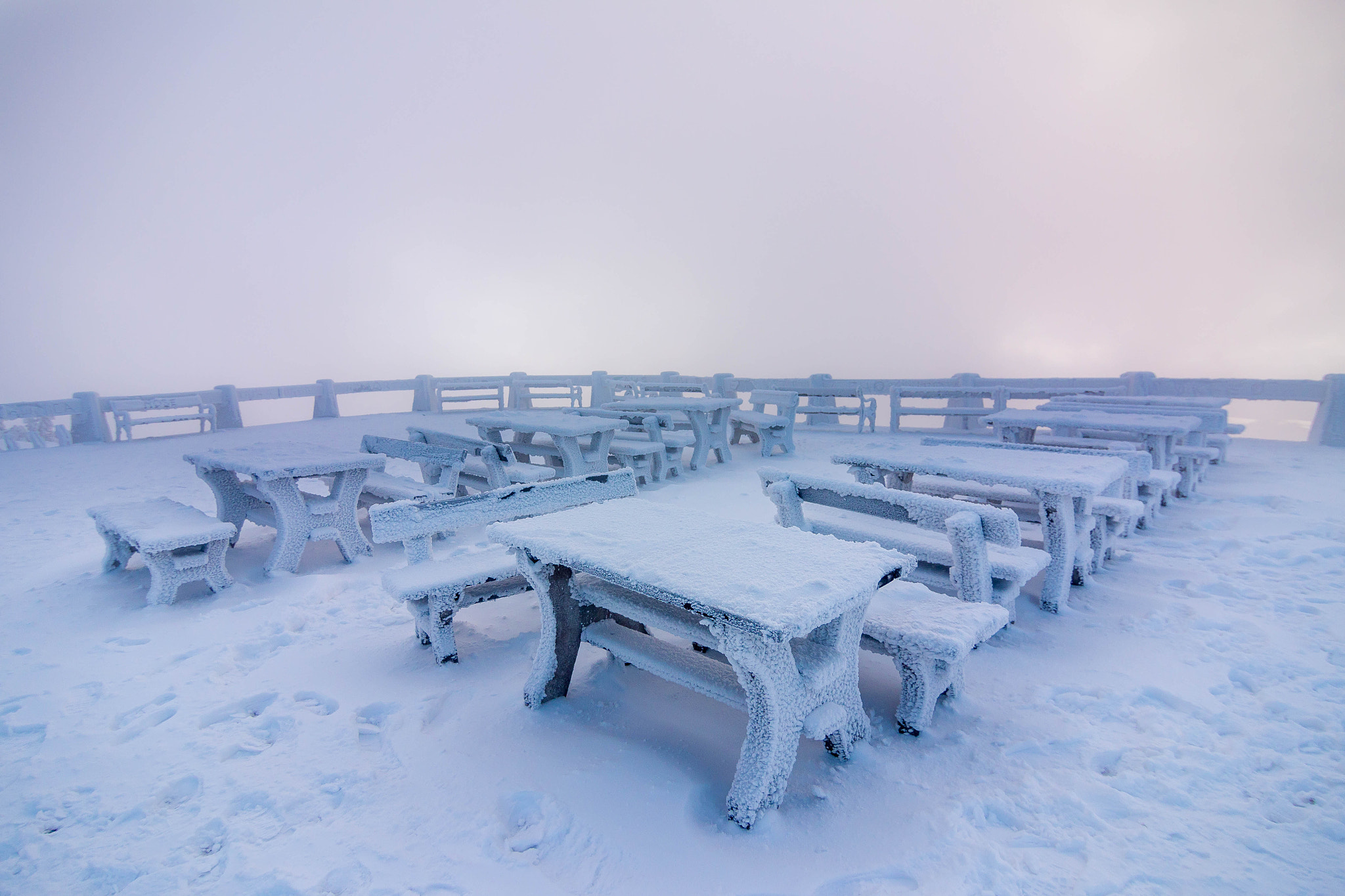Tokina AT-X Pro 12-24mm F4 (IF) DX sample photo. Frozen world photography