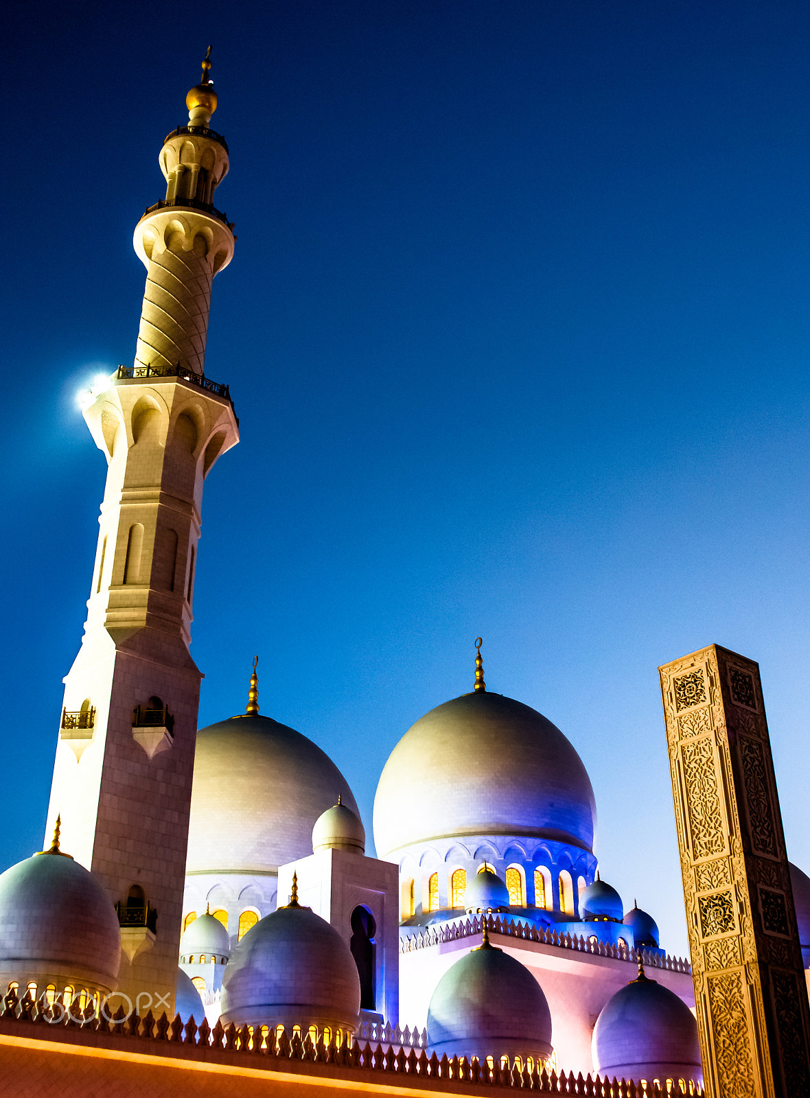 Sony Alpha DSLR-A550 + 24-70mm F2.8 sample photo. Sheikh zayed grand mosque by night photography