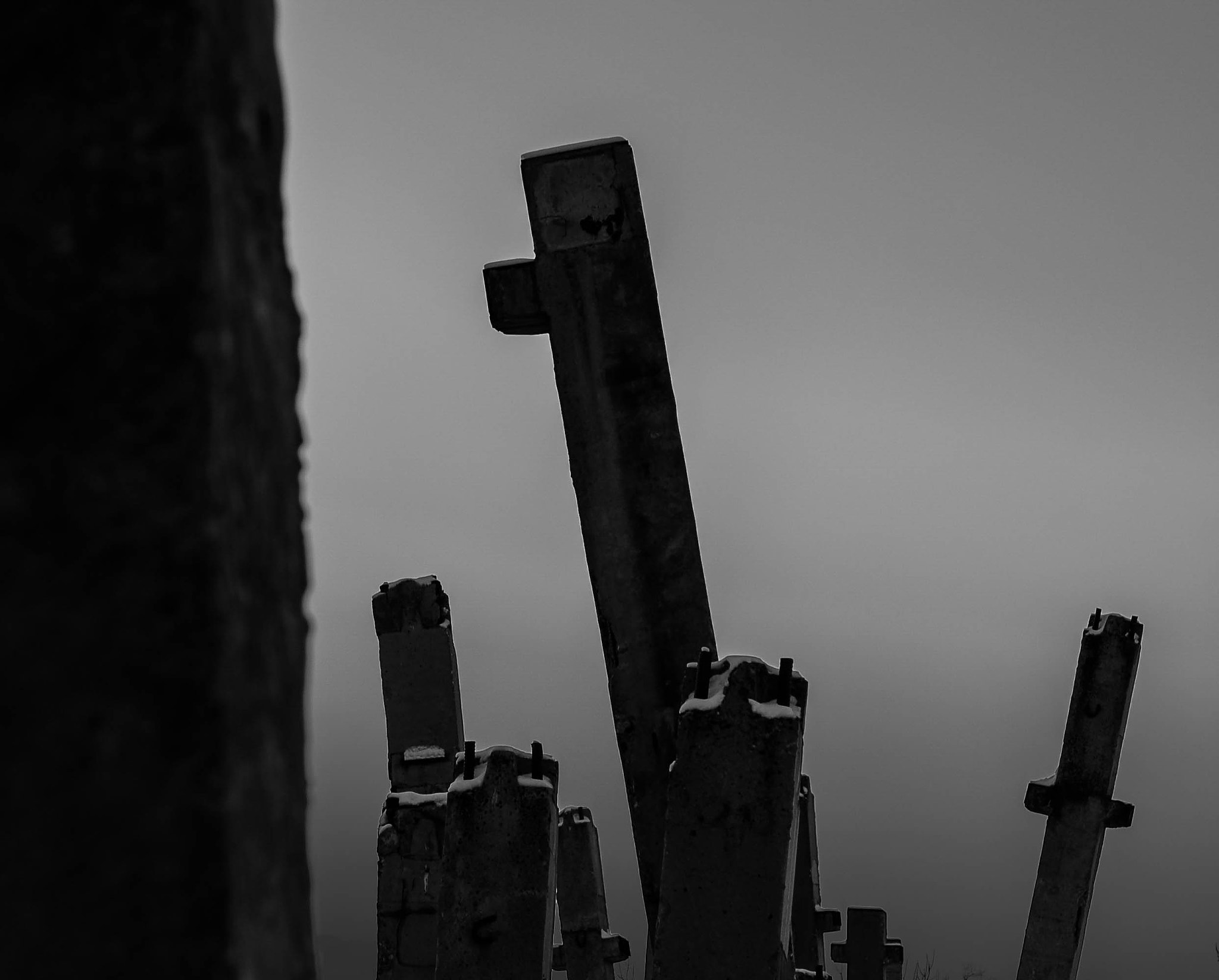 AF Zoom-Nikkor 28-100mm f/3.5-5.6G sample photo. Desolation photography