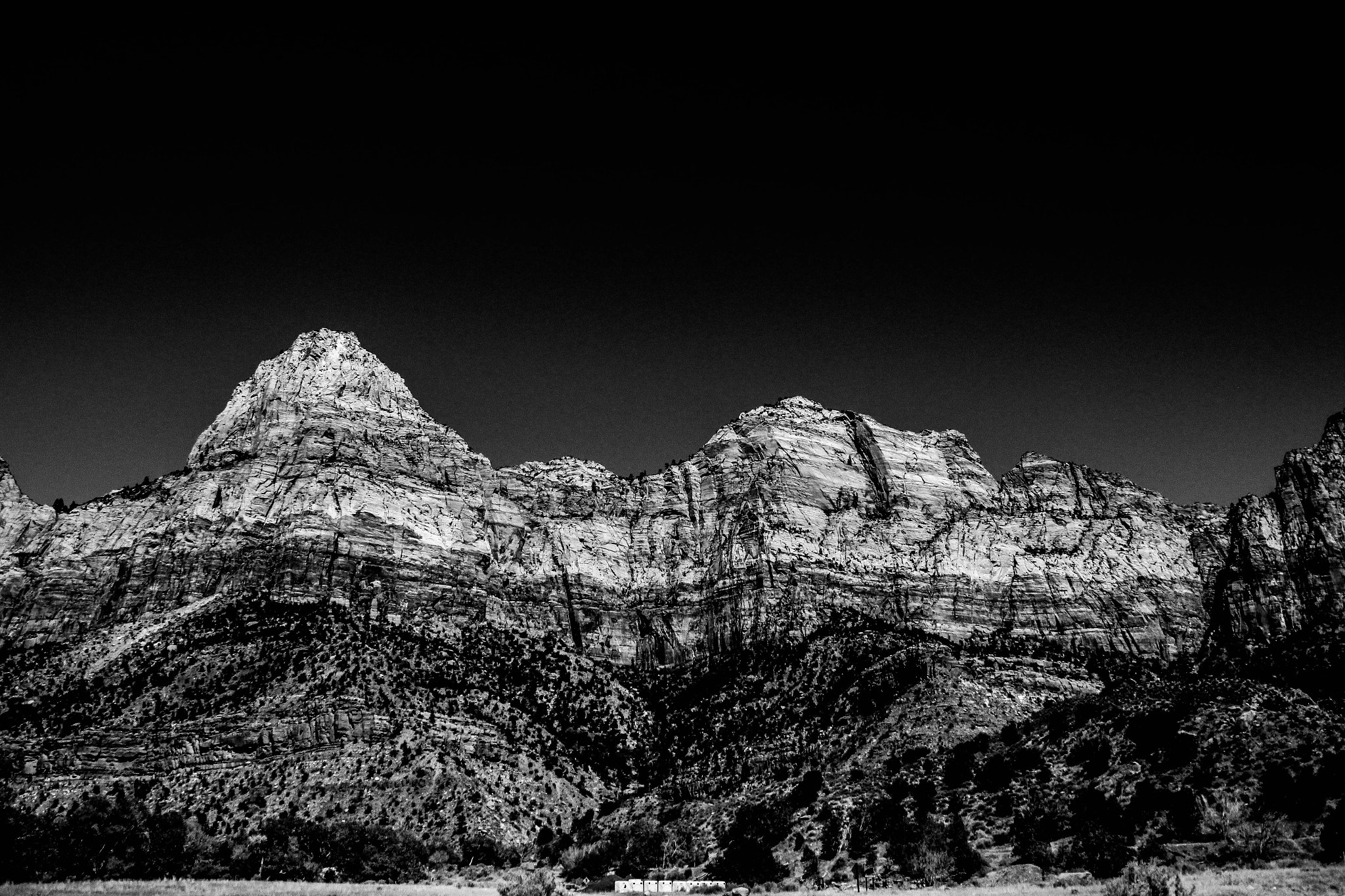 Canon EOS 650D (EOS Rebel T4i / EOS Kiss X6i) sample photo. Road to zion photography