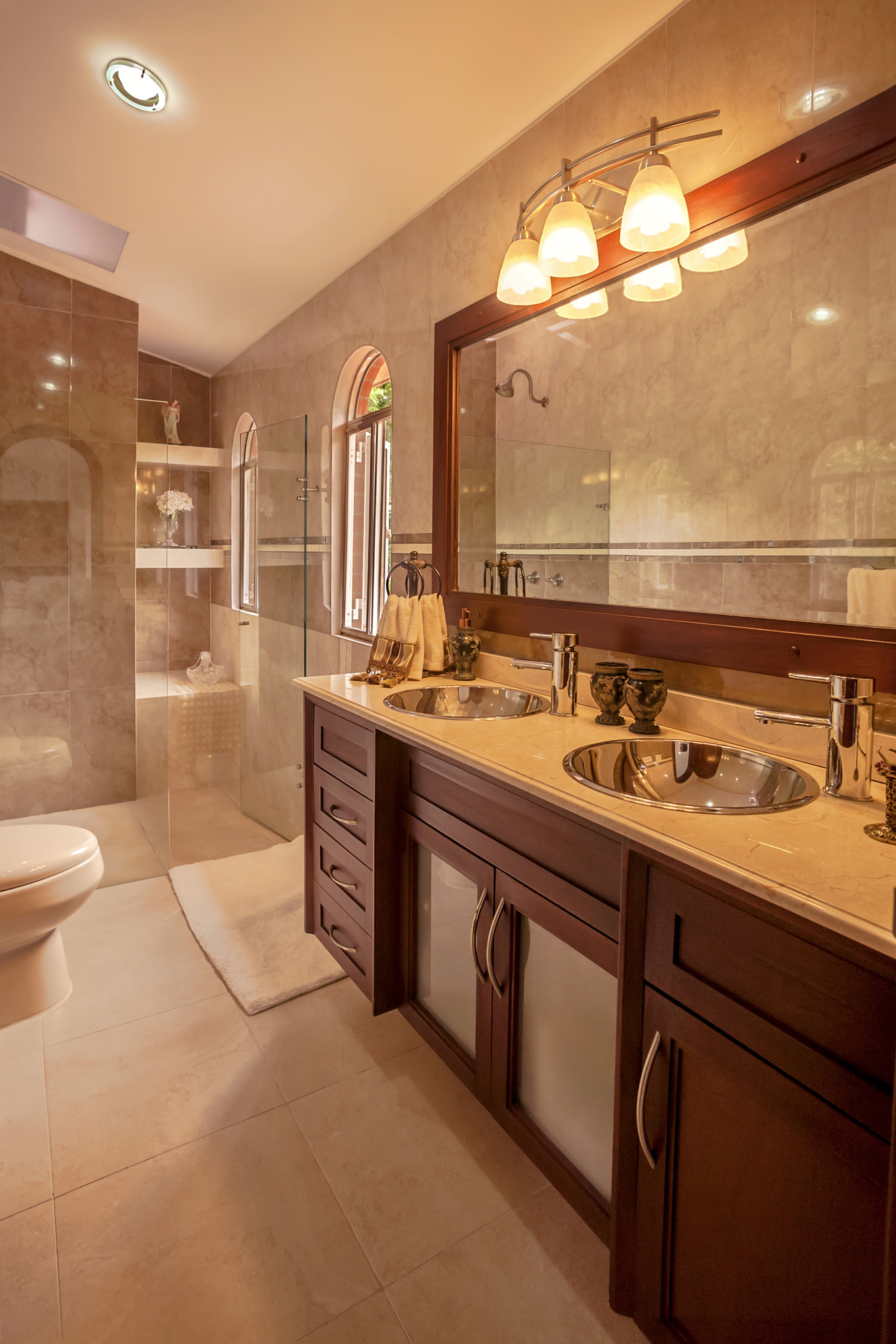 Canon EF 14mm F2.8L USM sample photo. Bathroom jamundi photography