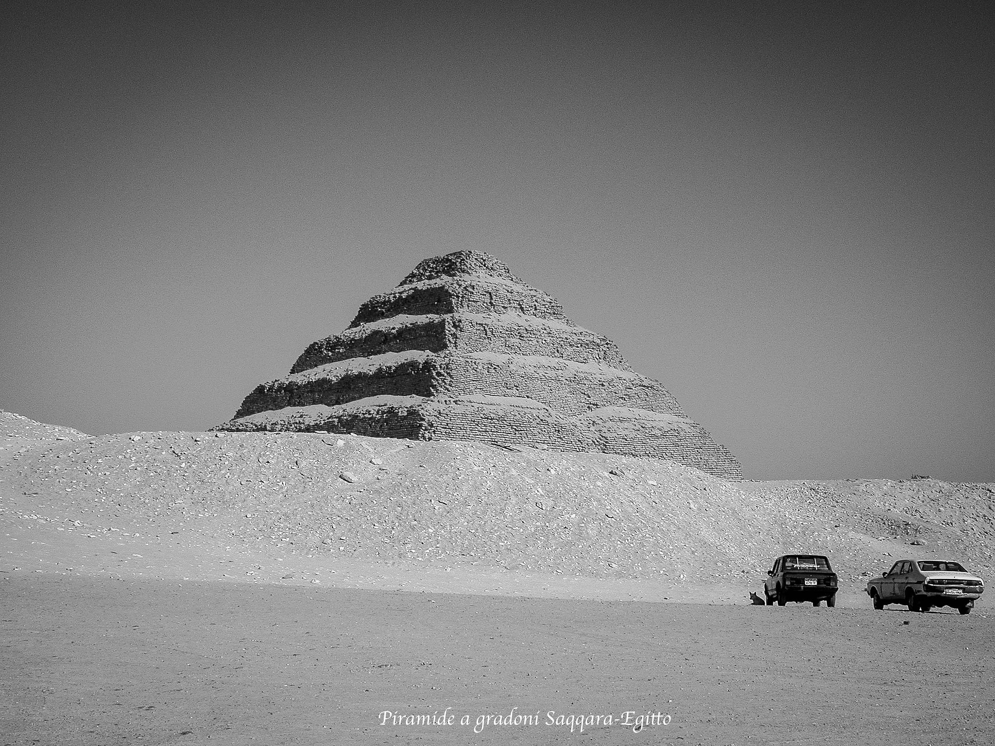 Nikon E5000 sample photo. Piramide a gradoni saqqara-egitto photography