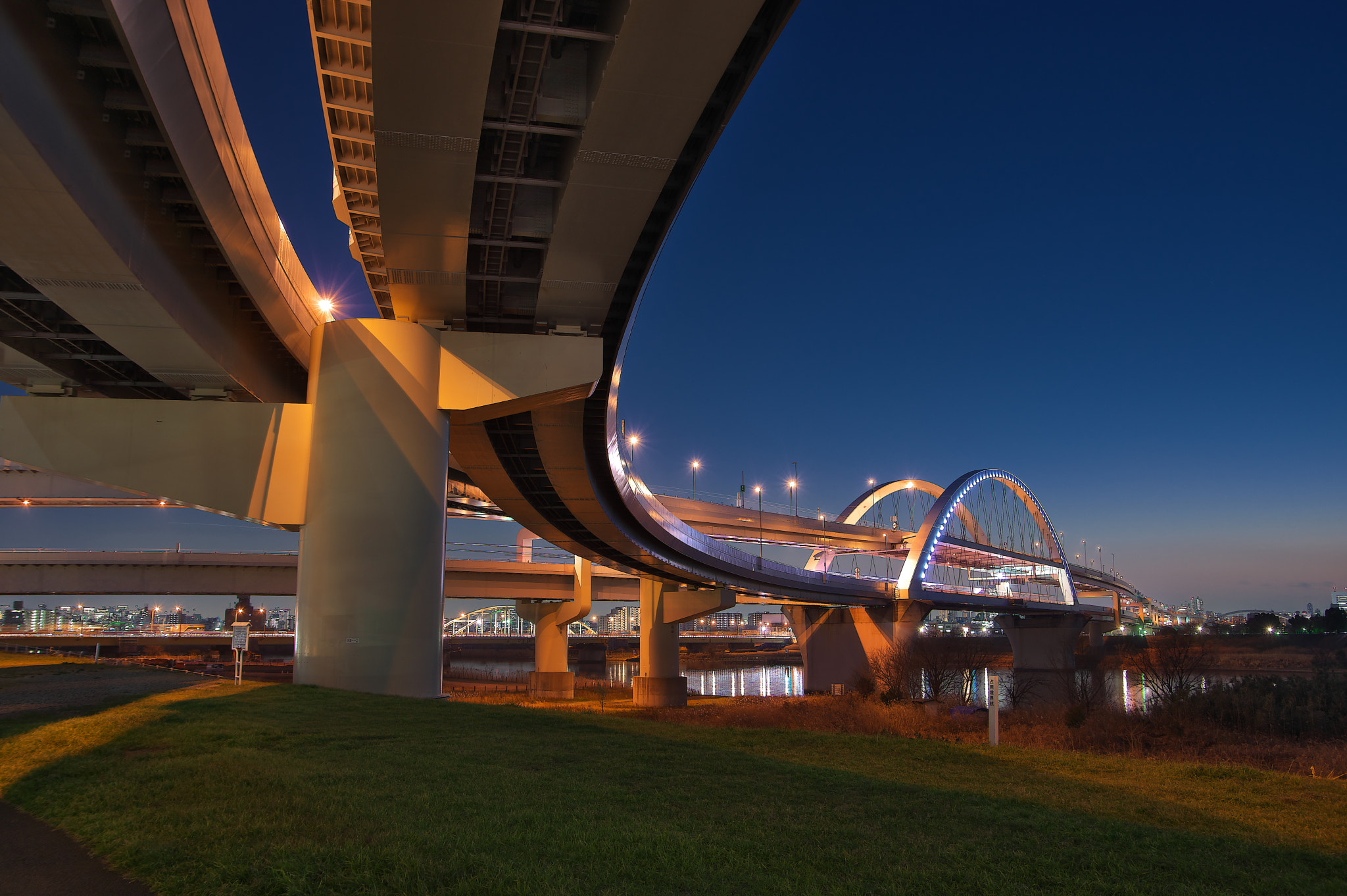 Pentax K-3 II sample photo. Goshiki zakura big bridge photography