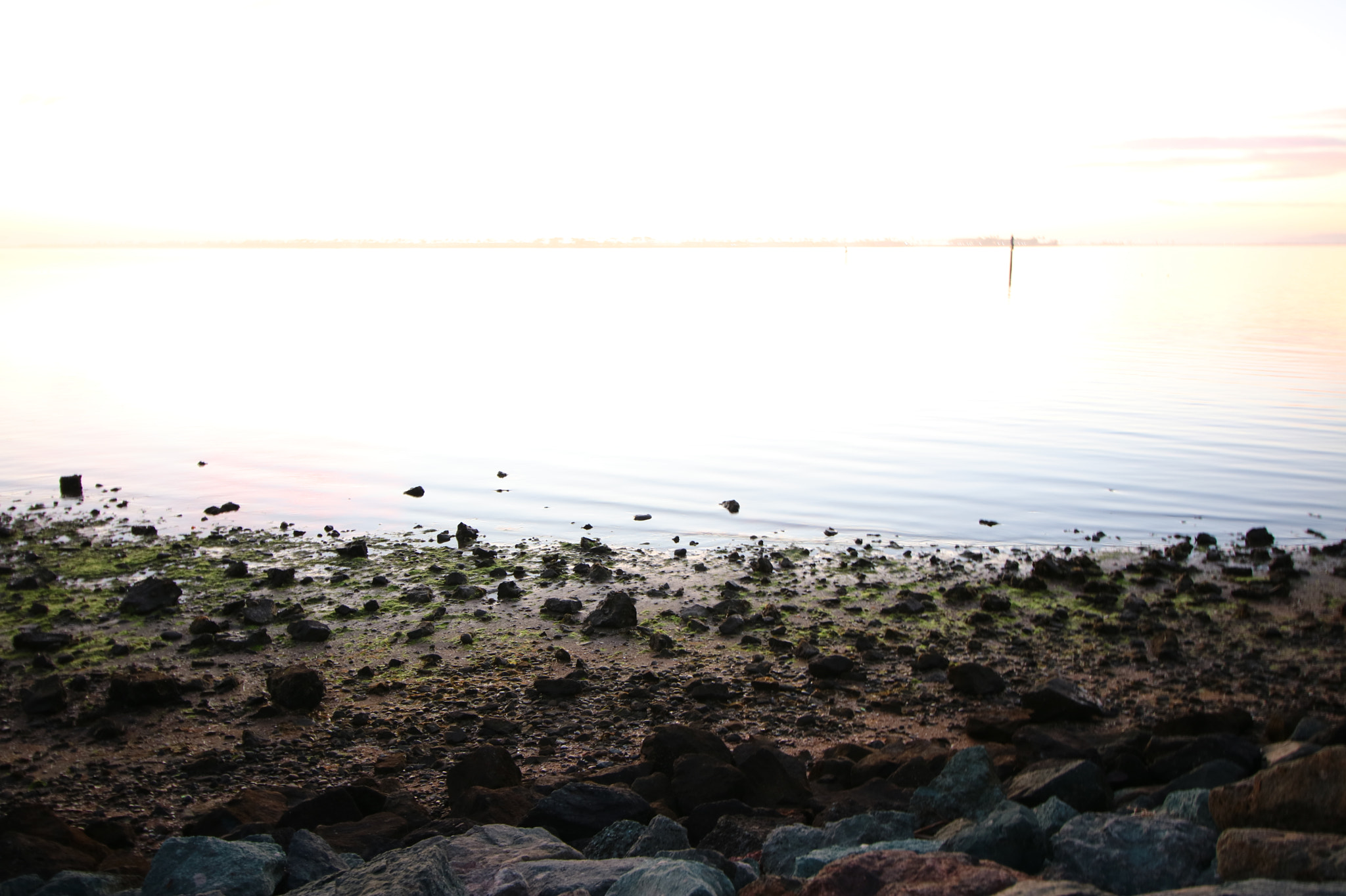 Canon EOS M3 + Canon EF-S 10-18mm F4.5–5.6 IS STM sample photo. Bay sunset 3 photography