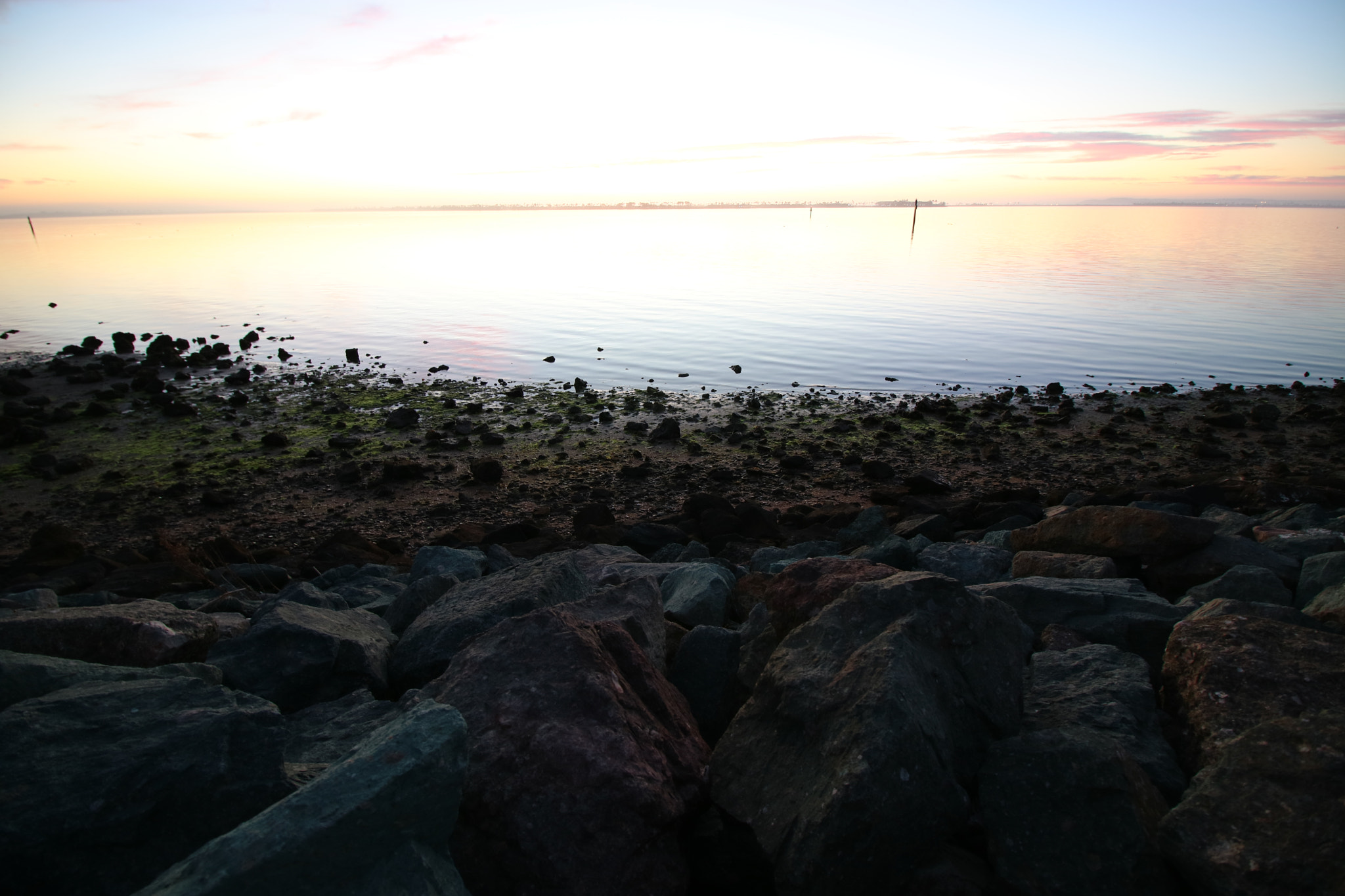 Canon EOS M3 + Canon EF-S 10-18mm F4.5–5.6 IS STM sample photo. Bay sunset 6 photography