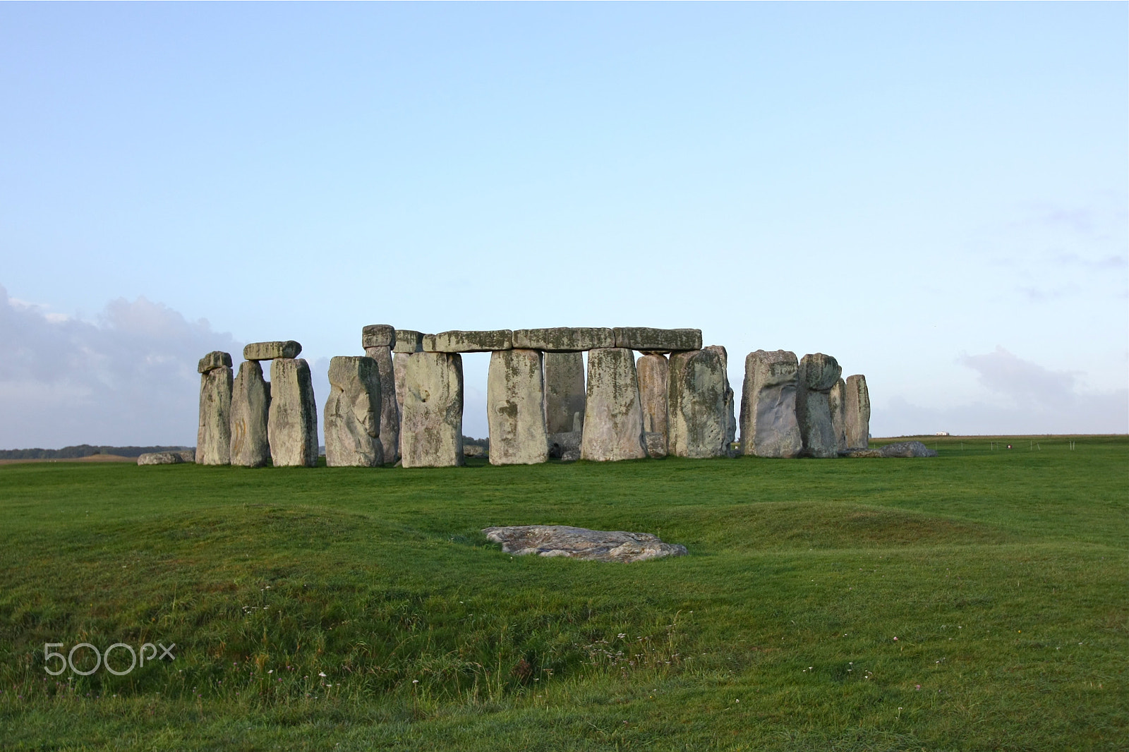 Sigma 18-125mm F3.8-5.6 DC OS HSM sample photo. Stonehenge photography