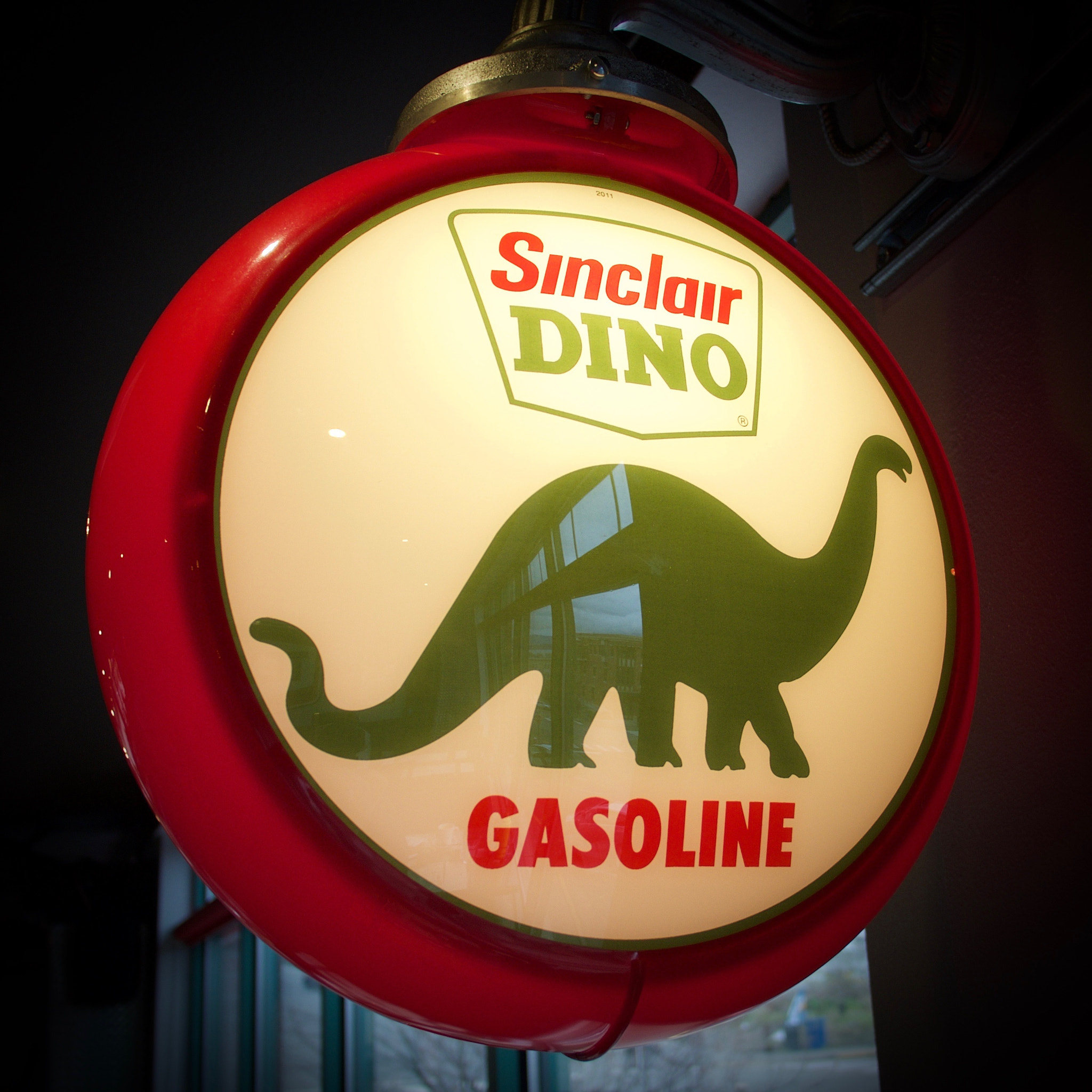 Olympus OM-D E-M10 + Panasonic Lumix G 14mm F2.5 ASPH sample photo. Dino power photography