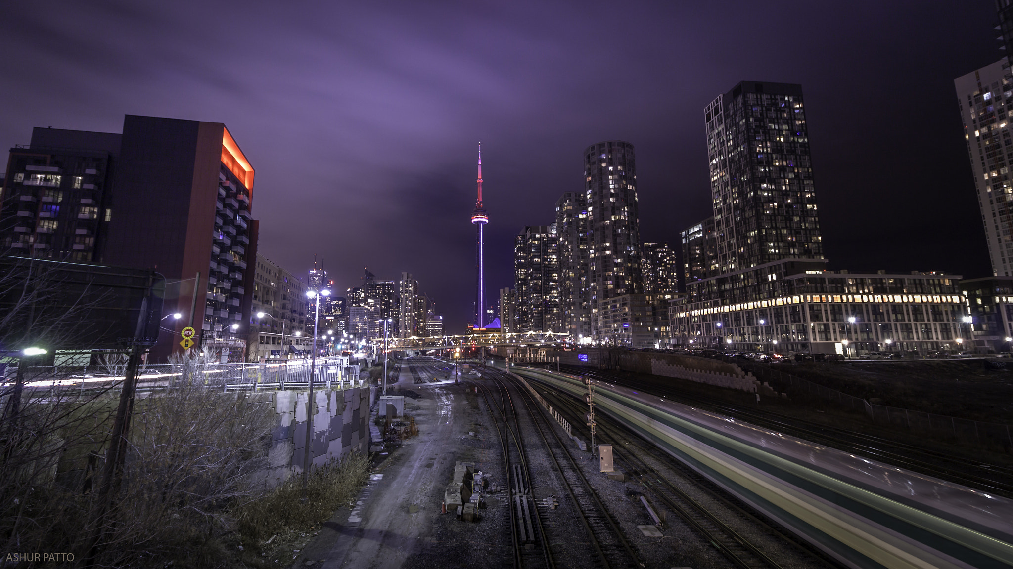 Canon EF-S 10-18mm F4.5–5.6 IS STM sample photo. Cn, cn tower, tower, train, toronto, train, long exposure photography