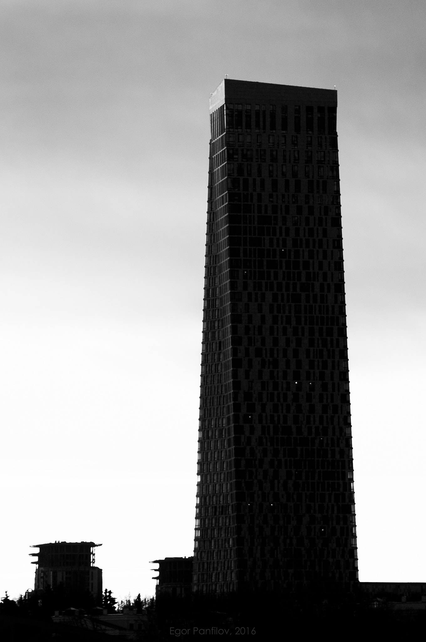 Pentax K-r + Sigma sample photo. The new monument photography