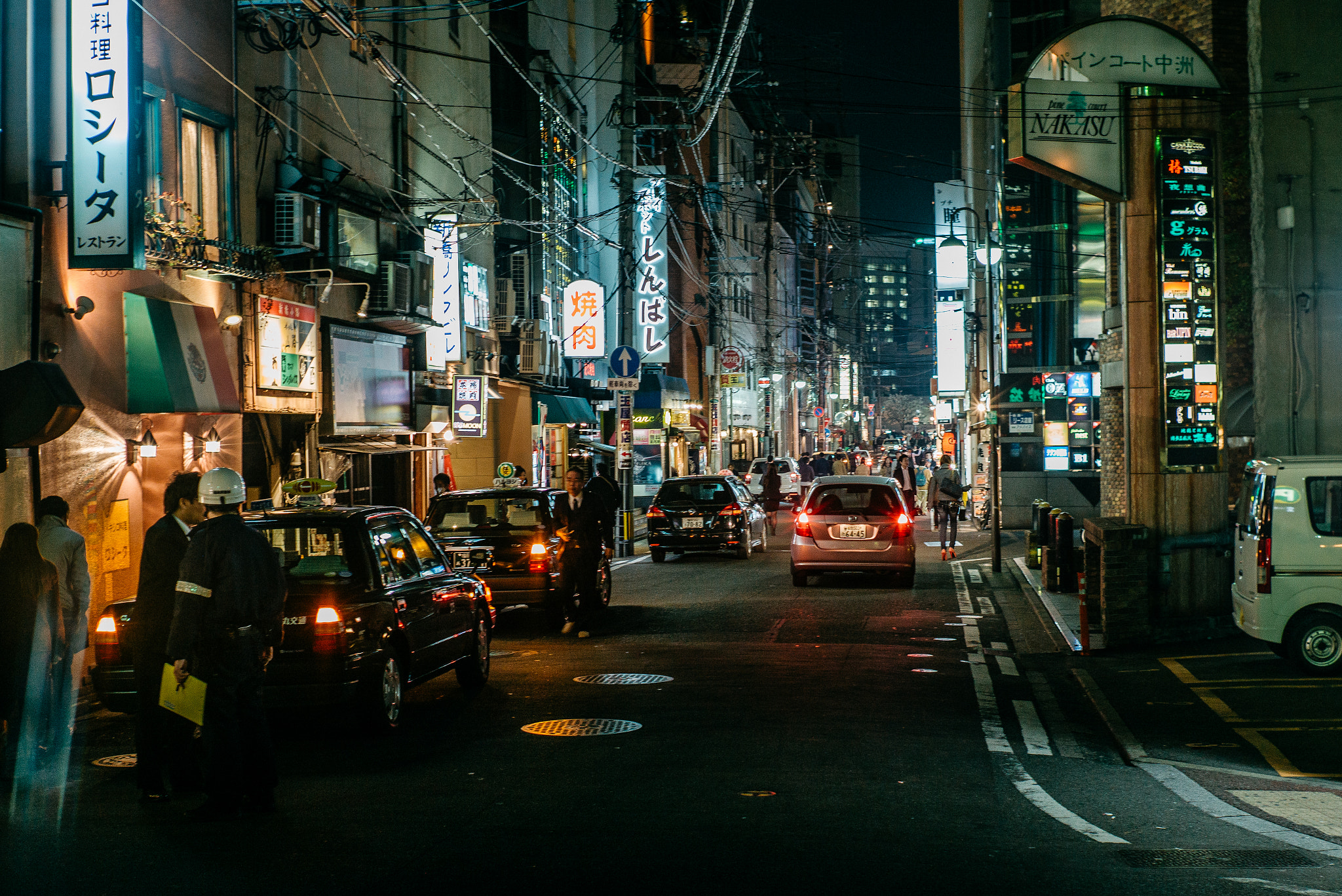 Summilux-M 1:1.4/50 sample photo. Osaka night photography