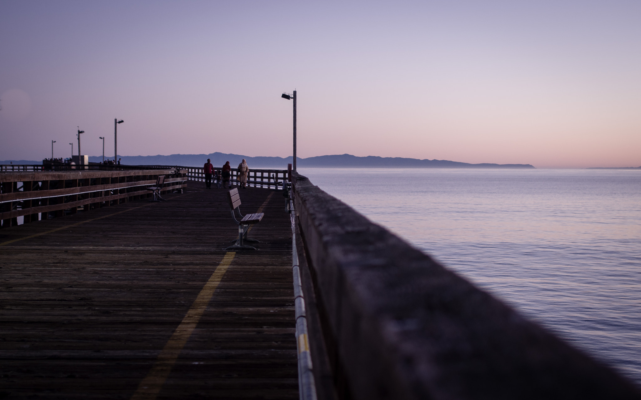 Pentax K-x + HD Pentax-FA 35mm F2 AL sample photo. Beach day photography