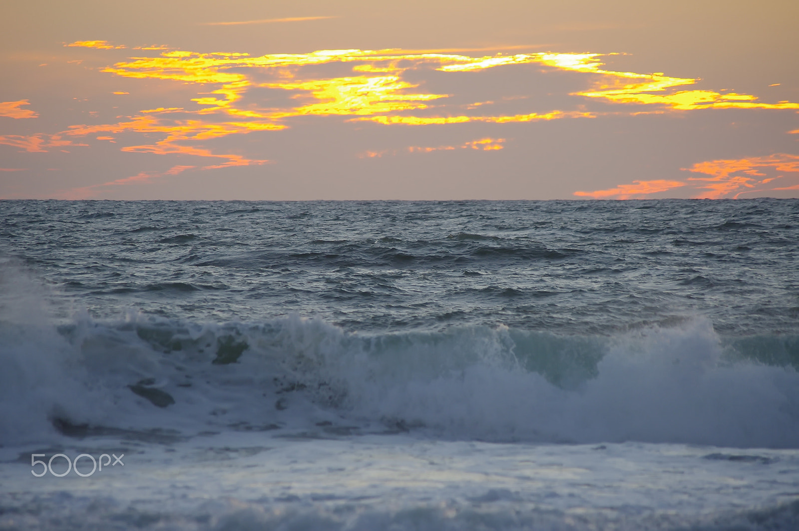 Pentax smc DA 55-300mm F4.0-5.8 ED sample photo. Sunset ocean photography