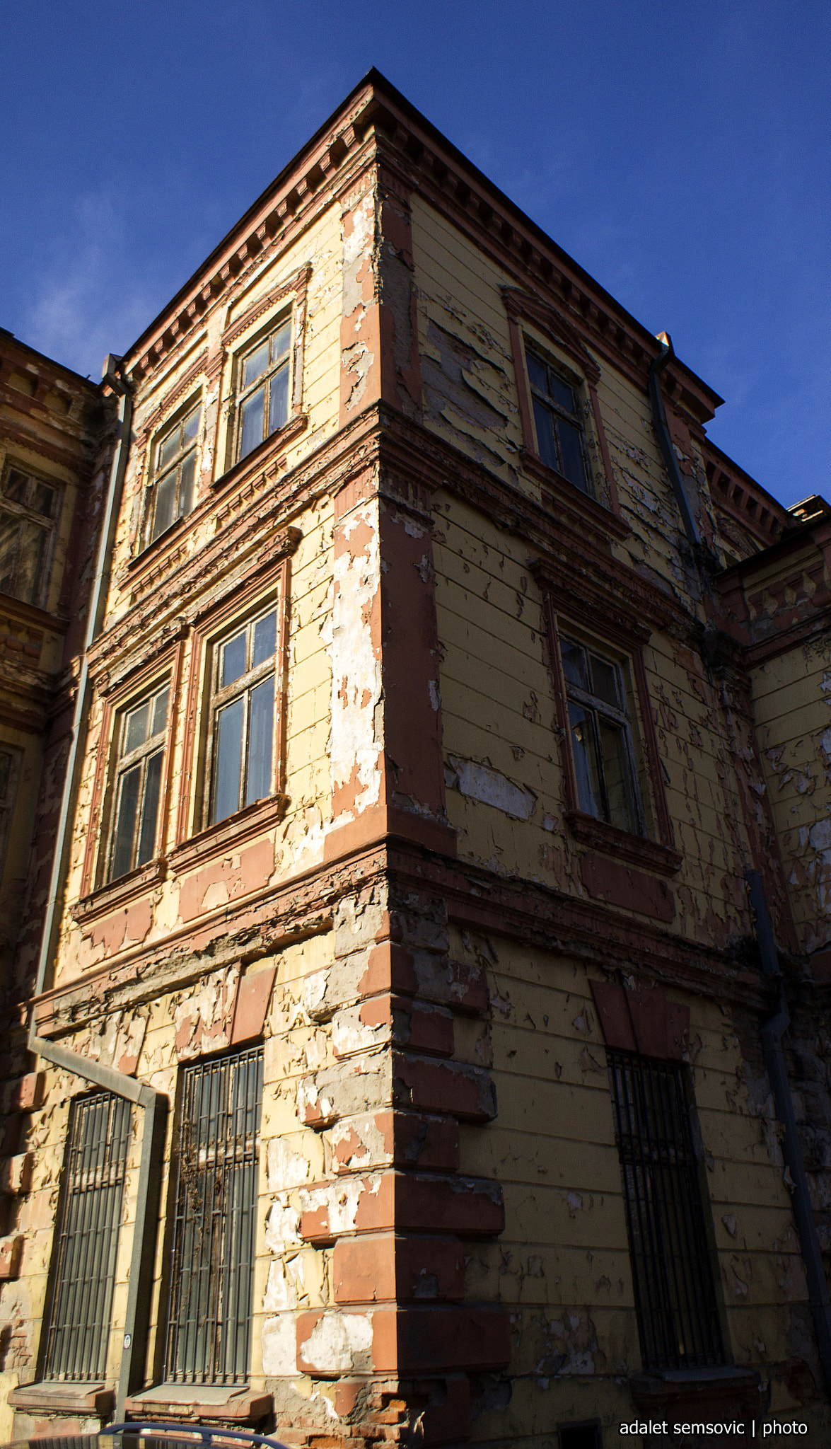Sony Alpha NEX-C3 + Sony E 16mm F2.8 sample photo. Old house,novi pazar photography