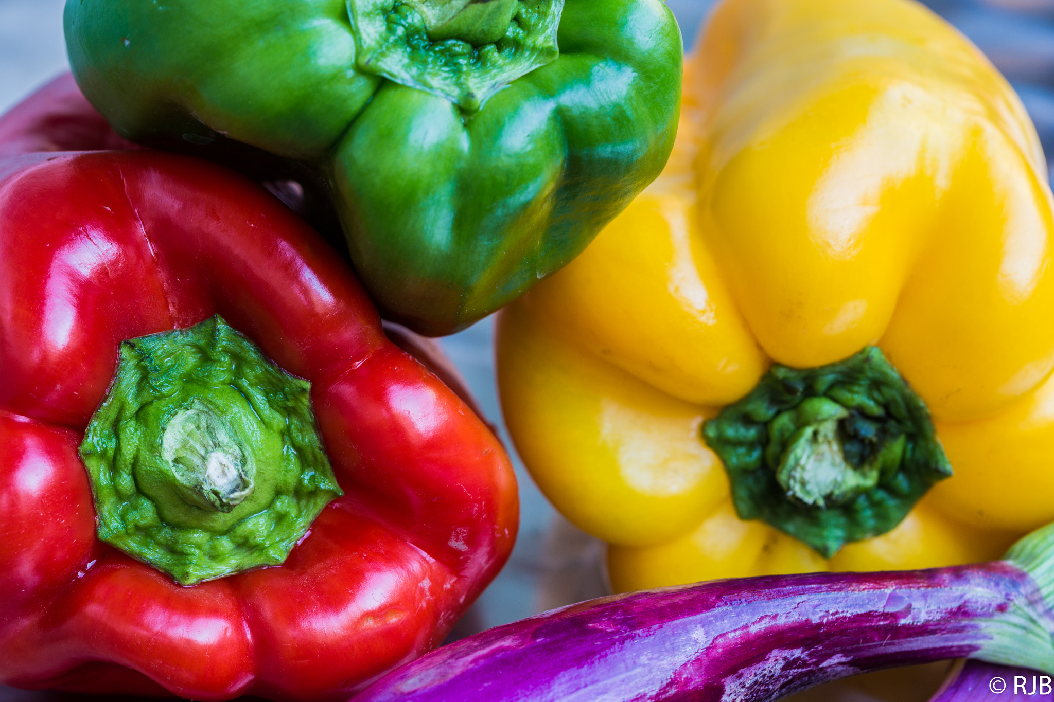 Canon EOS 6D + Canon EF 100mm F2.8 Macro USM sample photo. Peppers and scallions photography