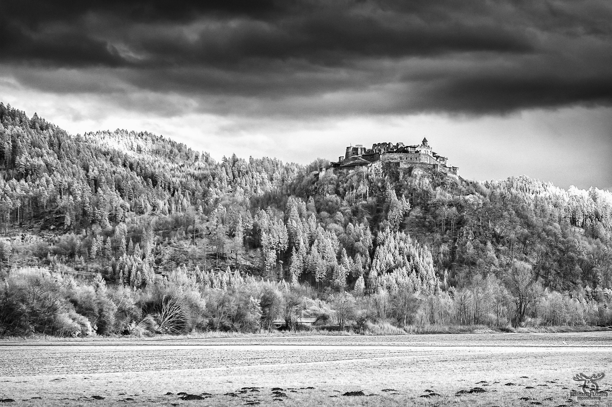 Nikon D70 sample photo. View to mordor photography