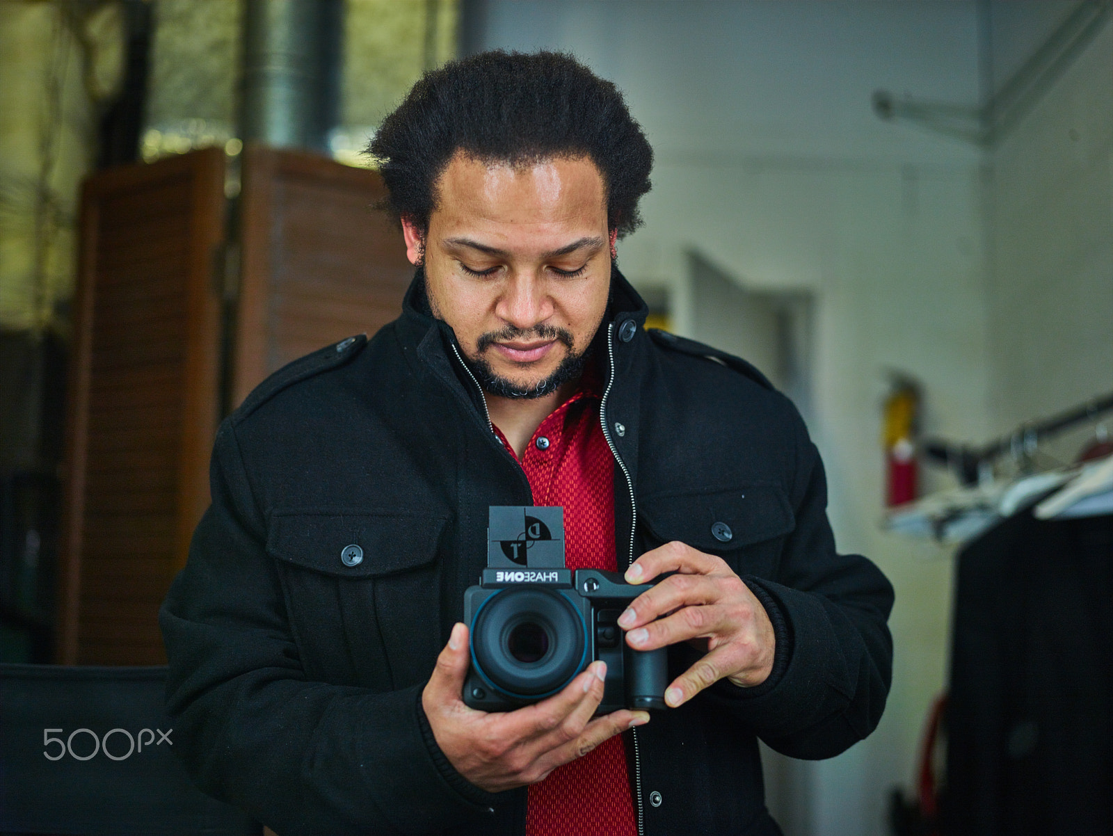 Phase One IQ3 80MP sample photo. Selfie with iq180 with waist level viewfinder photography