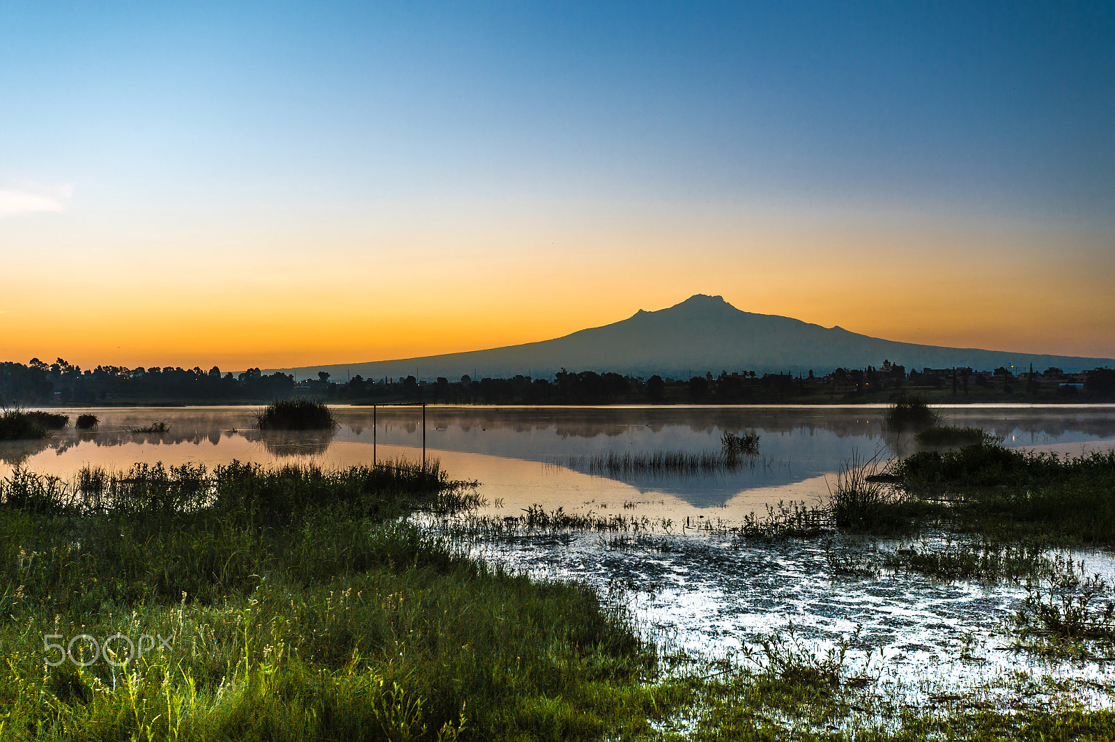 Nikon AF-S Nikkor 17-35mm F2.8D ED-IF sample photo. Sunrise  with la malinche photography